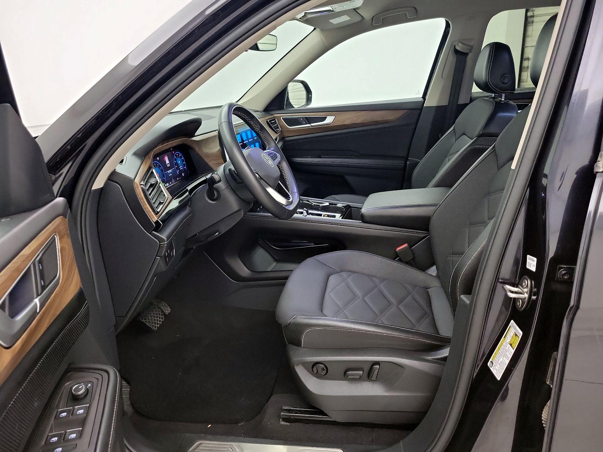 Thumbnail: 2024 Volkswagen Atlas - 11