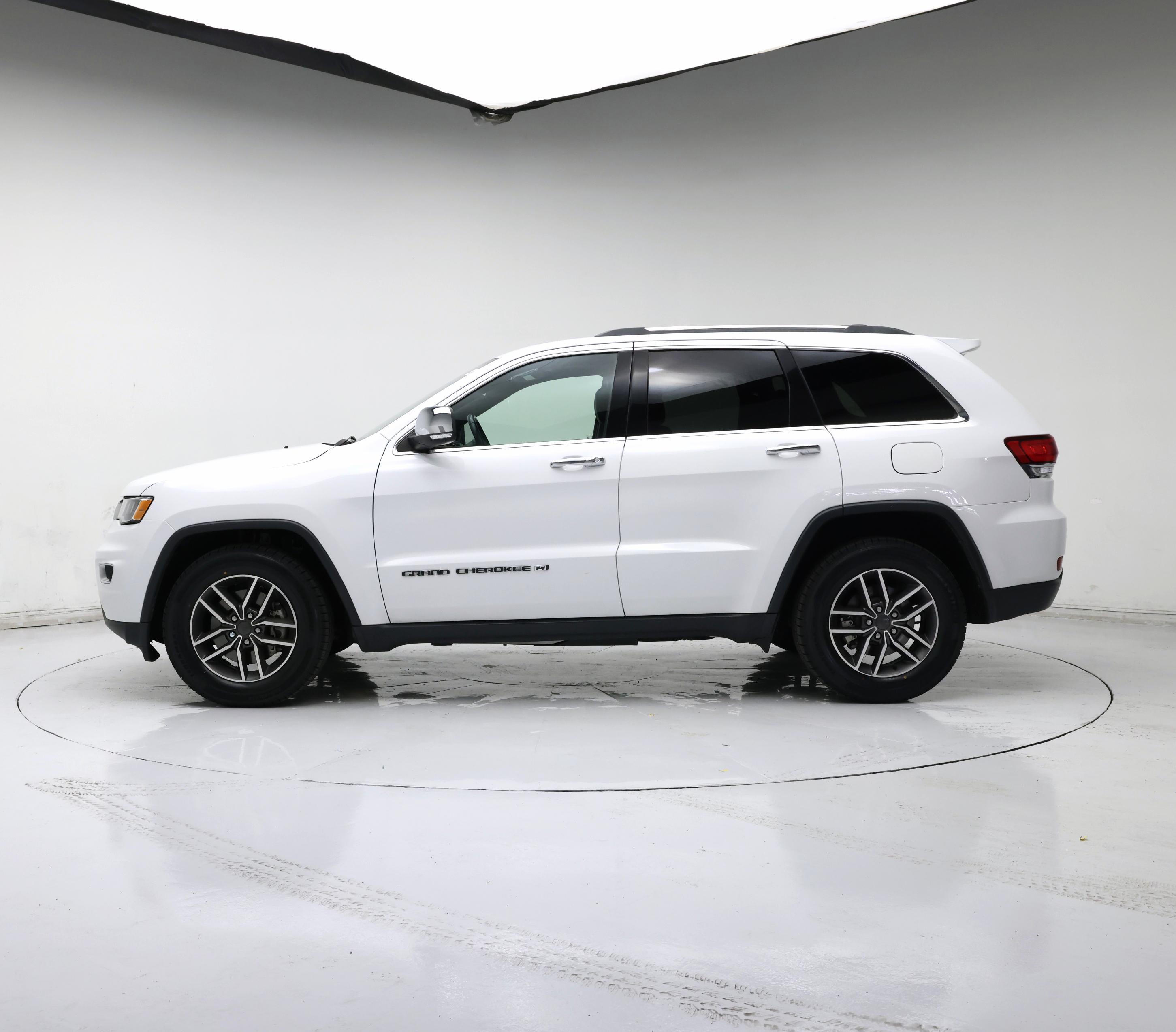Thumbnail: 2022 Jeep Grand Cherokee - 3