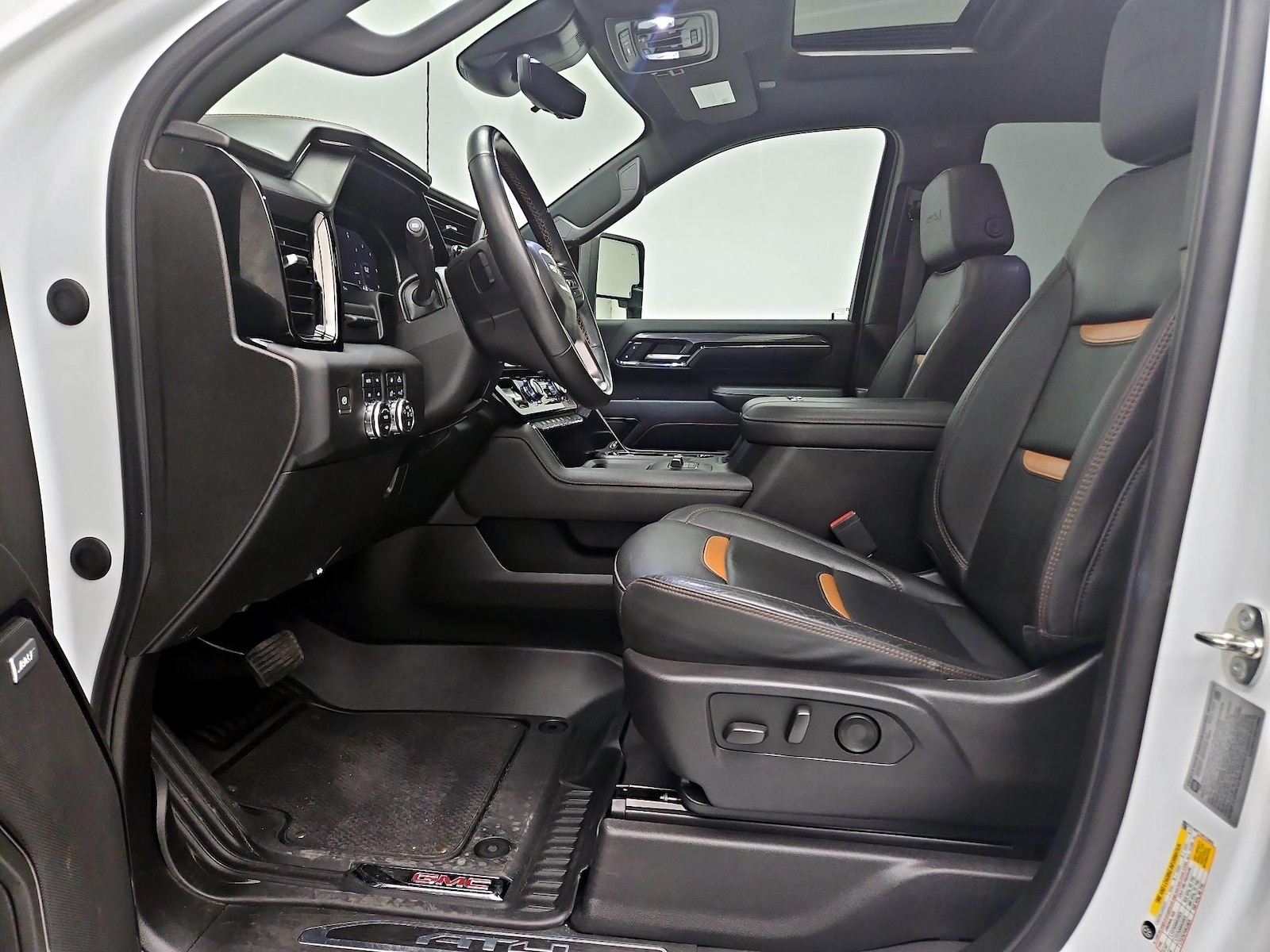 2024 GMC Sierra 2500HD AT4 - Photo 12