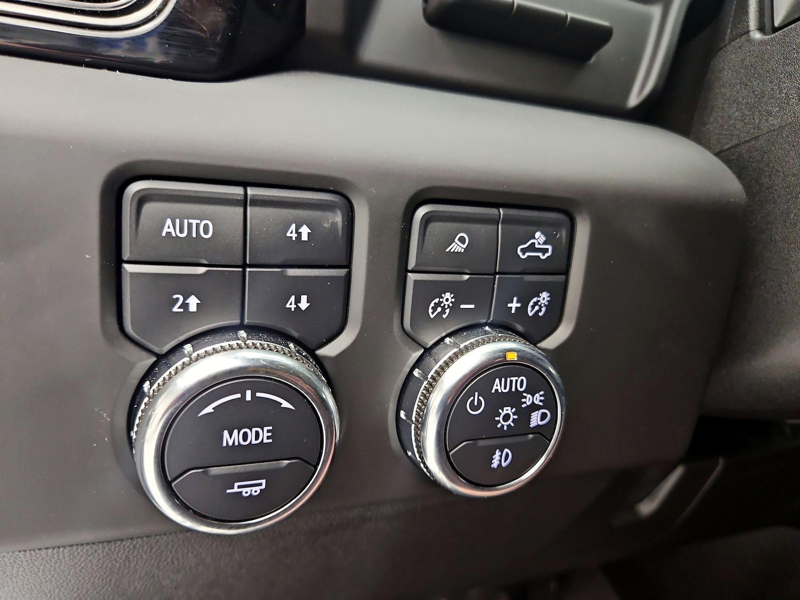 2024 GMC Sierra 2500HD AT4 - Photo 14