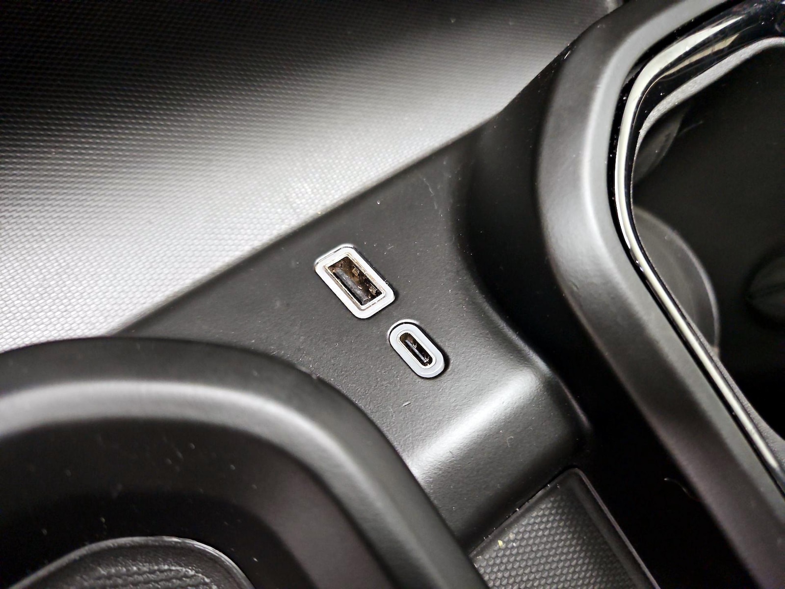 2024 GMC Sierra 2500HD AT4 - Photo 19