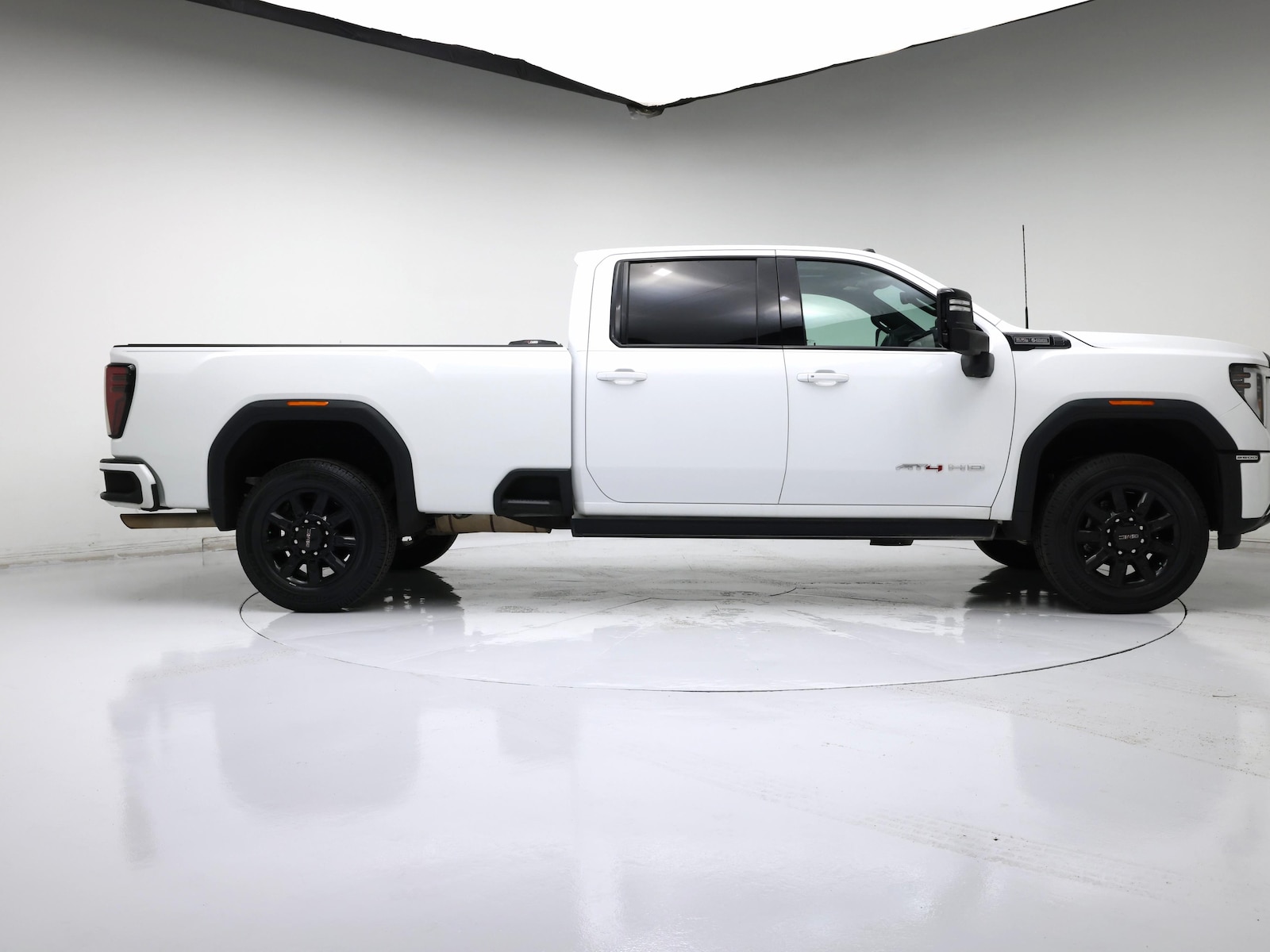 2024 GMC Sierra 2500HD AT4 - Photo 8