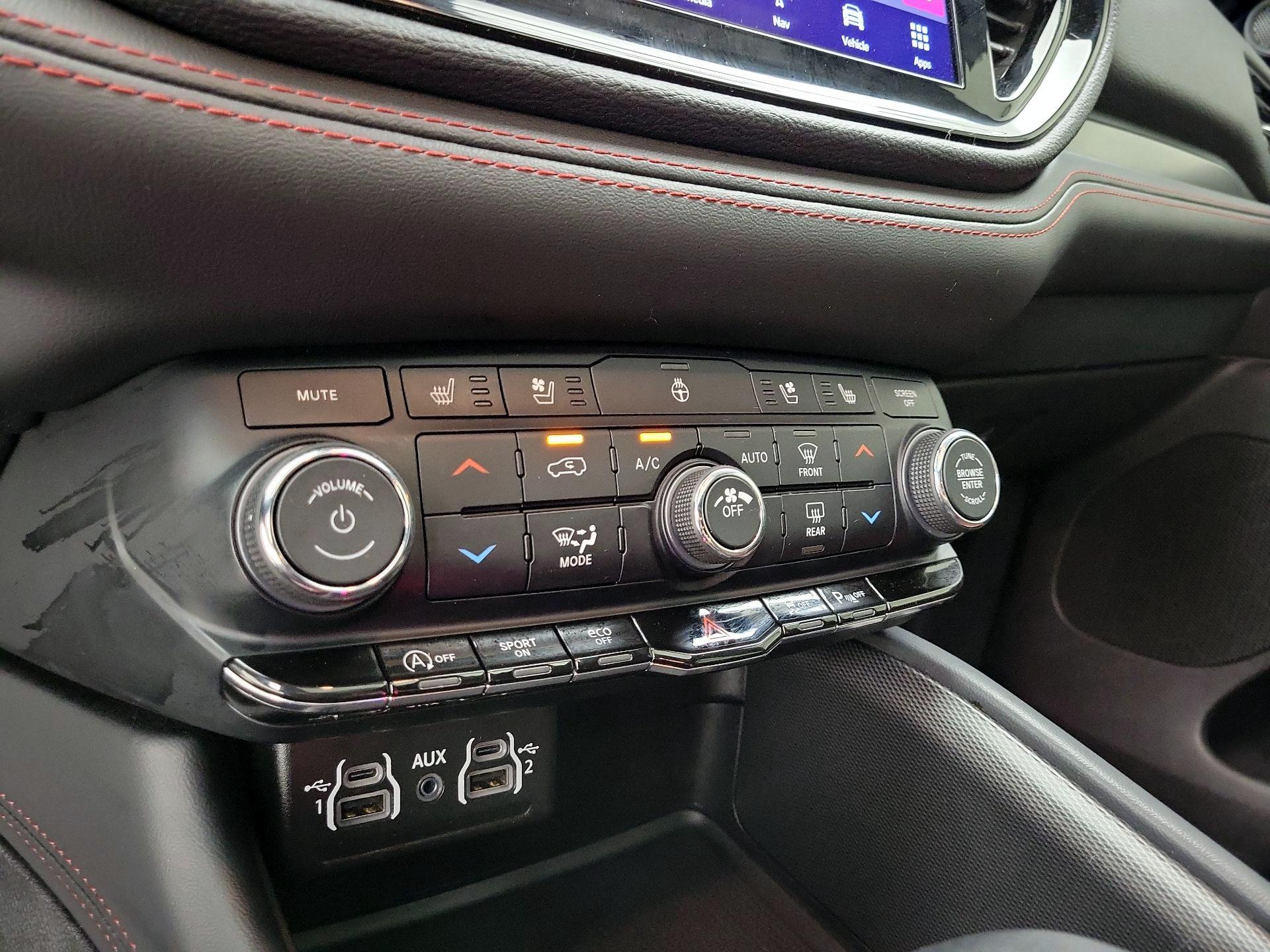 Thumbnail: 2024 Dodge Durango - 17