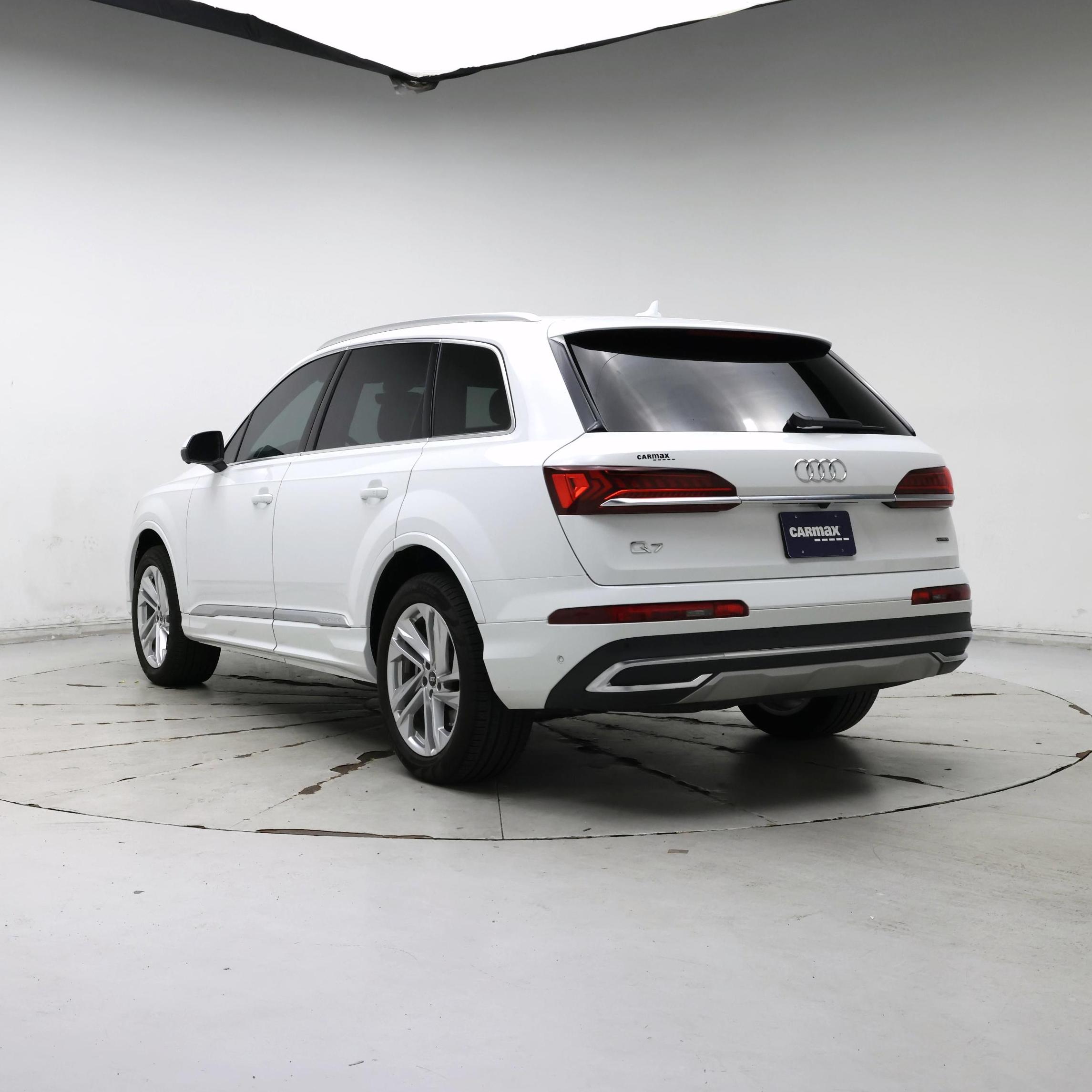 Thumbnail: 2023 Audi Q7 - 2