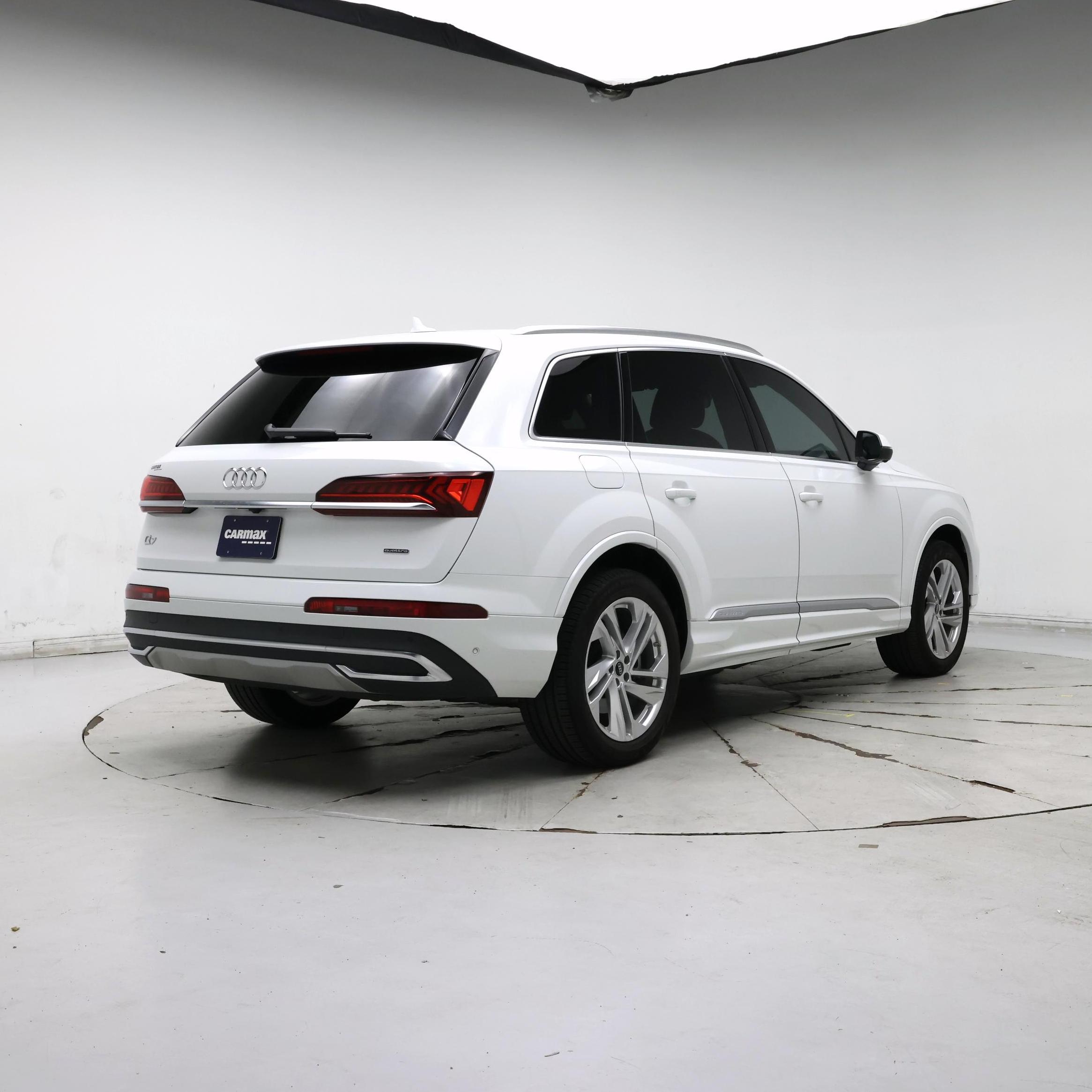 Thumbnail: 2023 Audi Q7 - 8