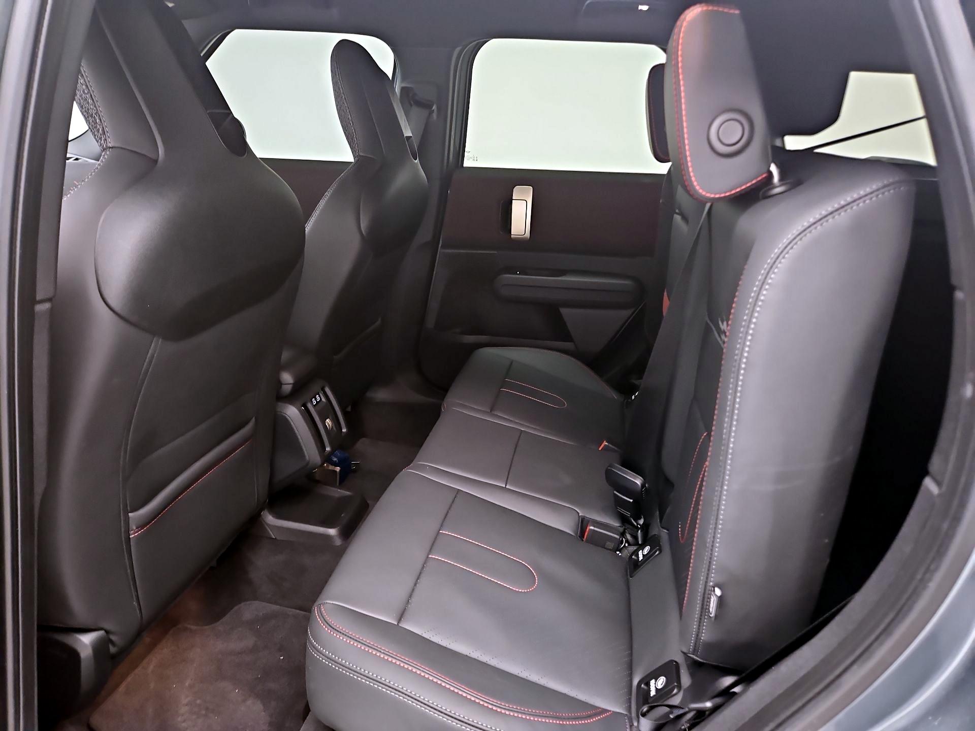Thumbnail: 2025 MINI Cooper Countryman - 18