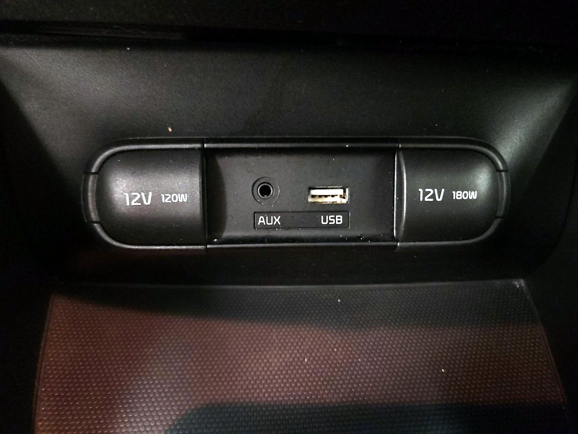 Thumbnail: 2016 Kia Soul - 17