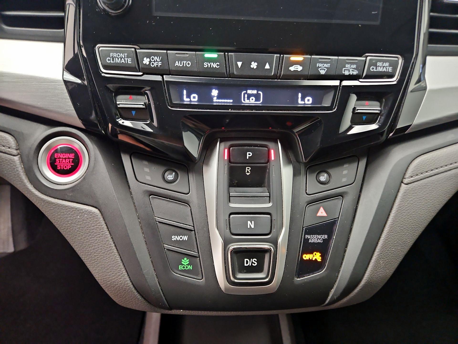 Thumbnail: 2019 Honda Odyssey - 17