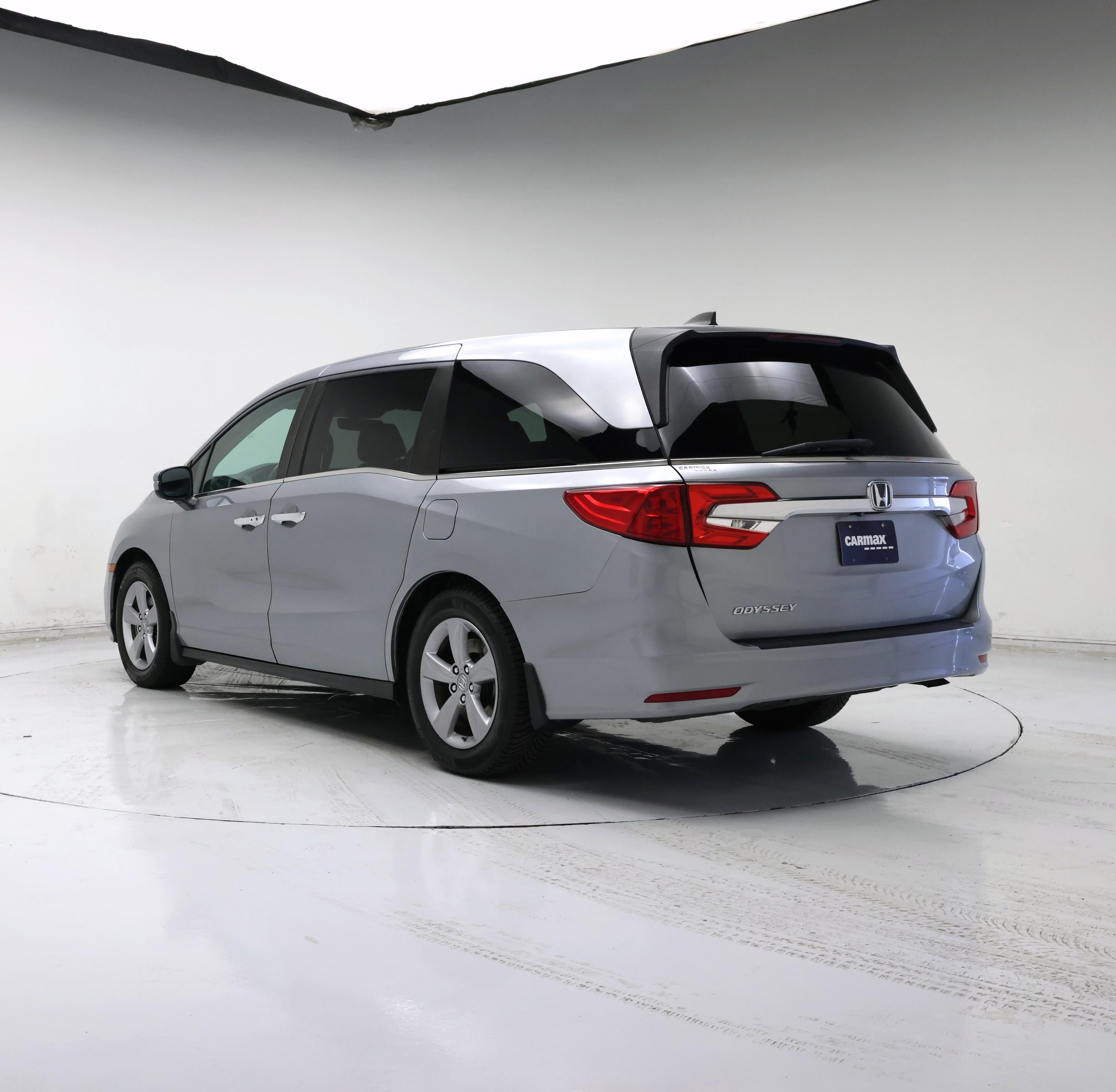 Thumbnail: 2019 Honda Odyssey - 2