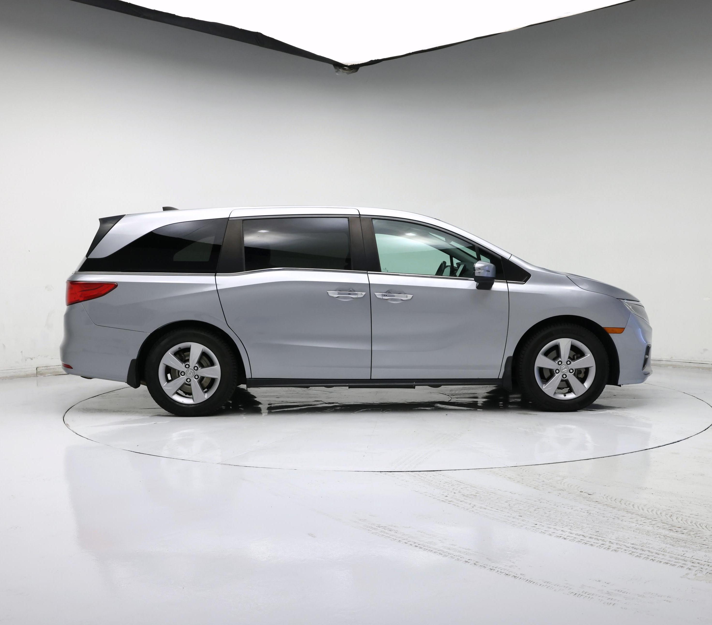 Thumbnail: 2019 Honda Odyssey - 7