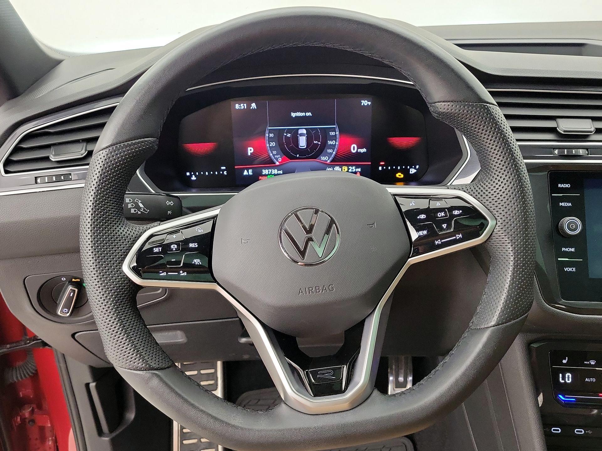 Thumbnail: 2024 Volkswagen Tiguan - 10