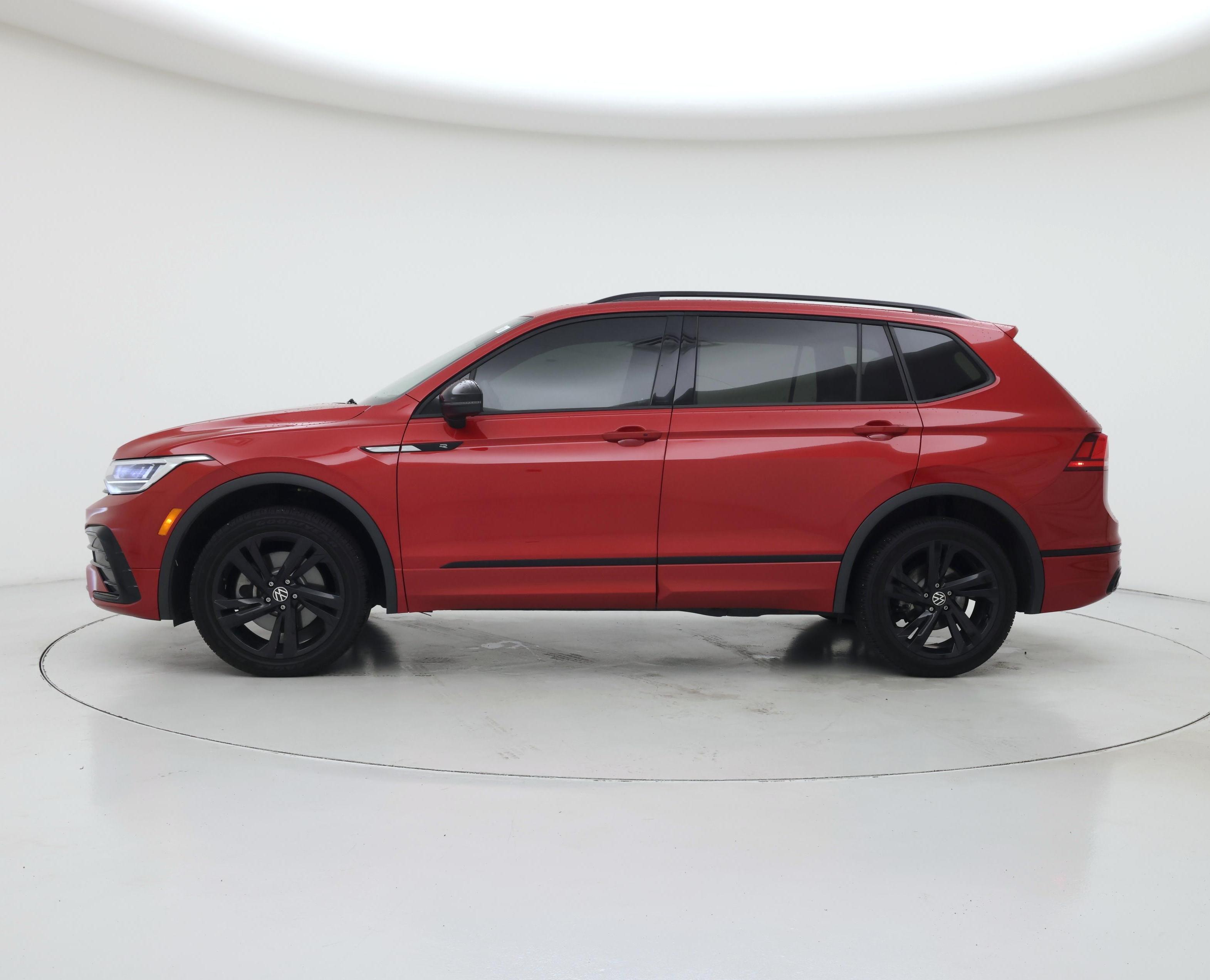 Thumbnail: 2024 Volkswagen Tiguan - 3