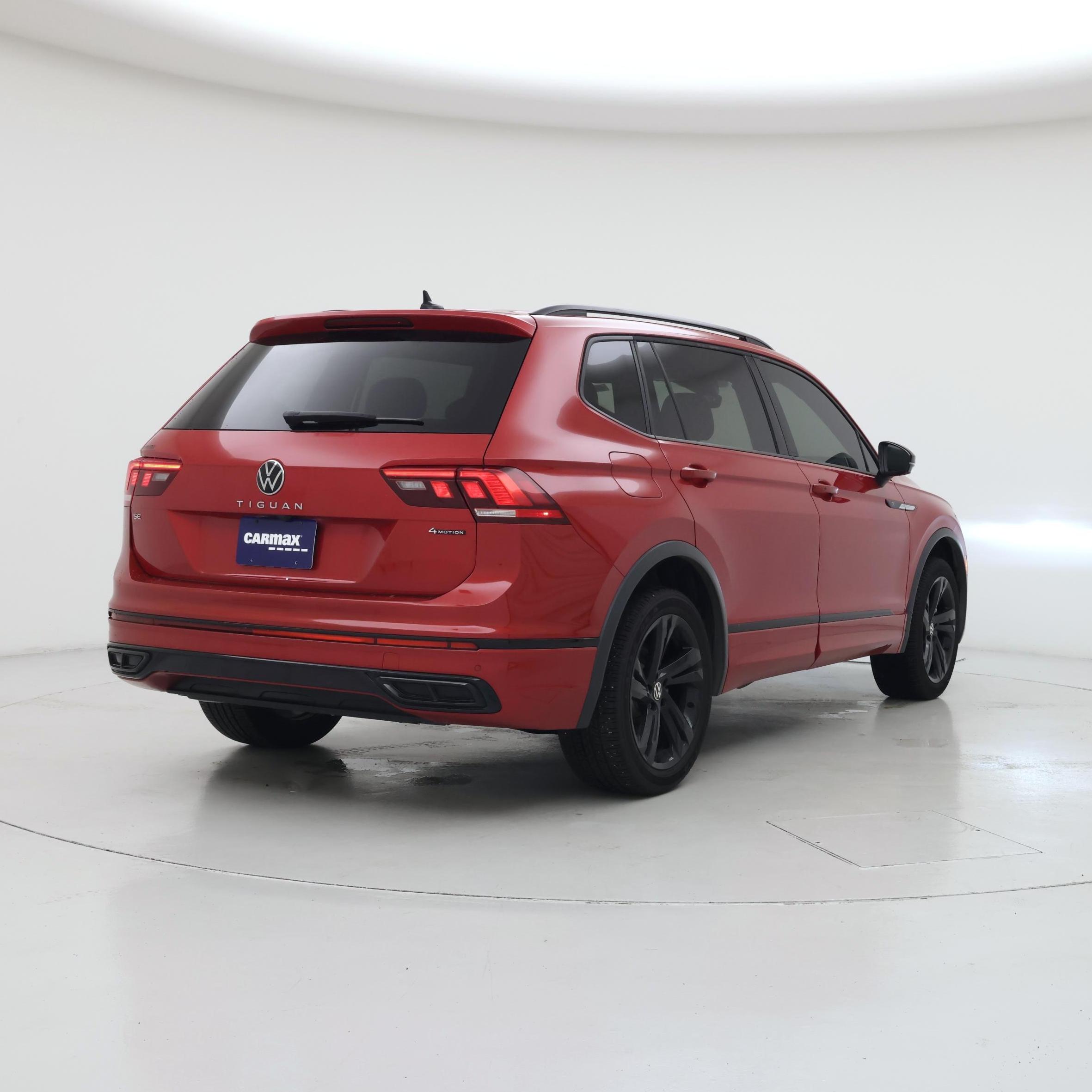 Thumbnail: 2024 Volkswagen Tiguan - 8
