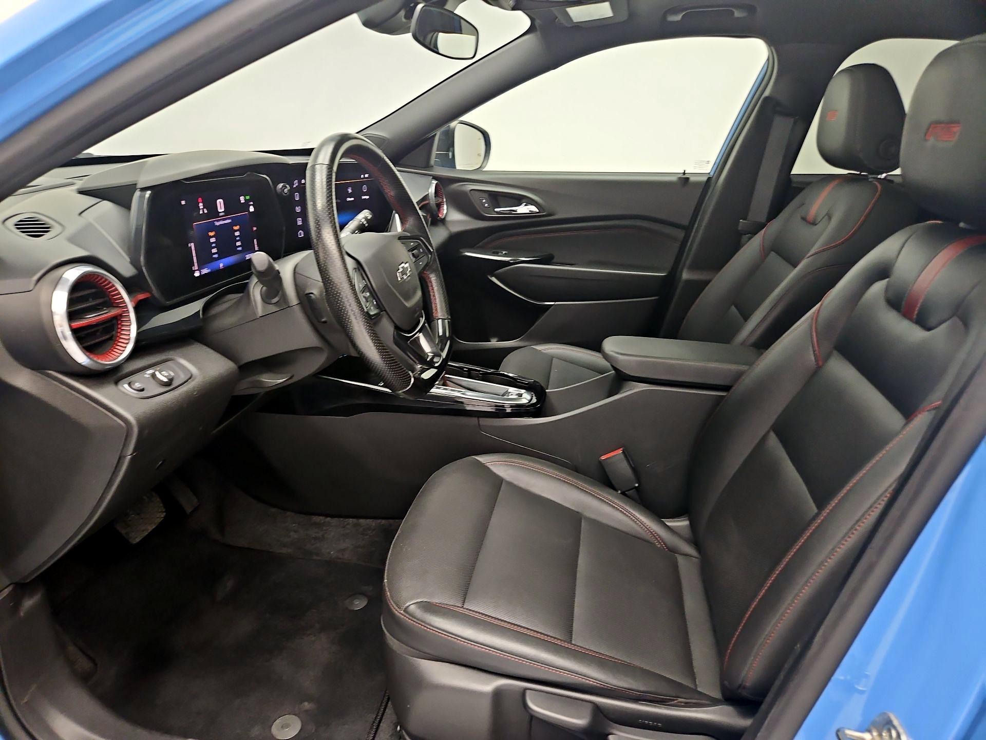 Thumbnail: 2024 Chevrolet Trax - 11