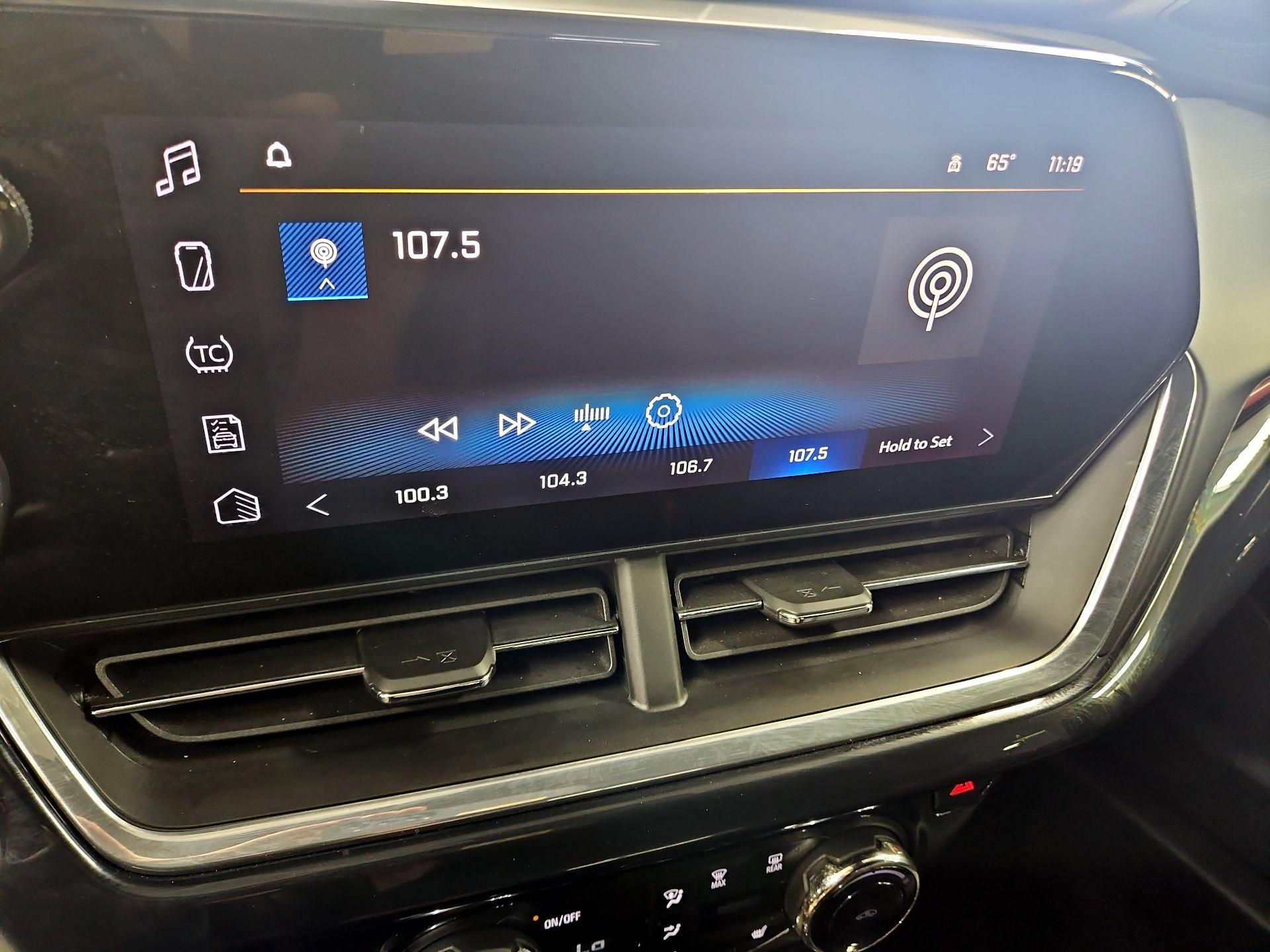 Thumbnail: 2024 Chevrolet Trax - 14