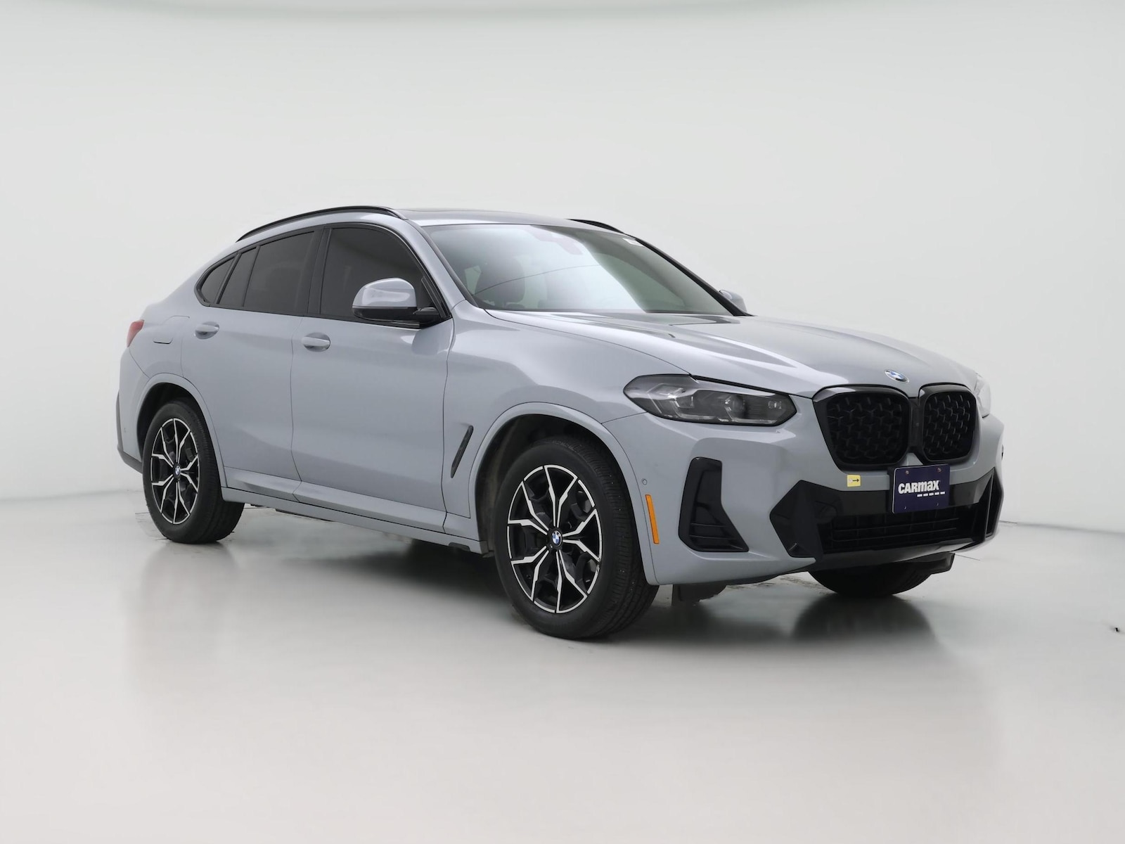 2023 BMW X4