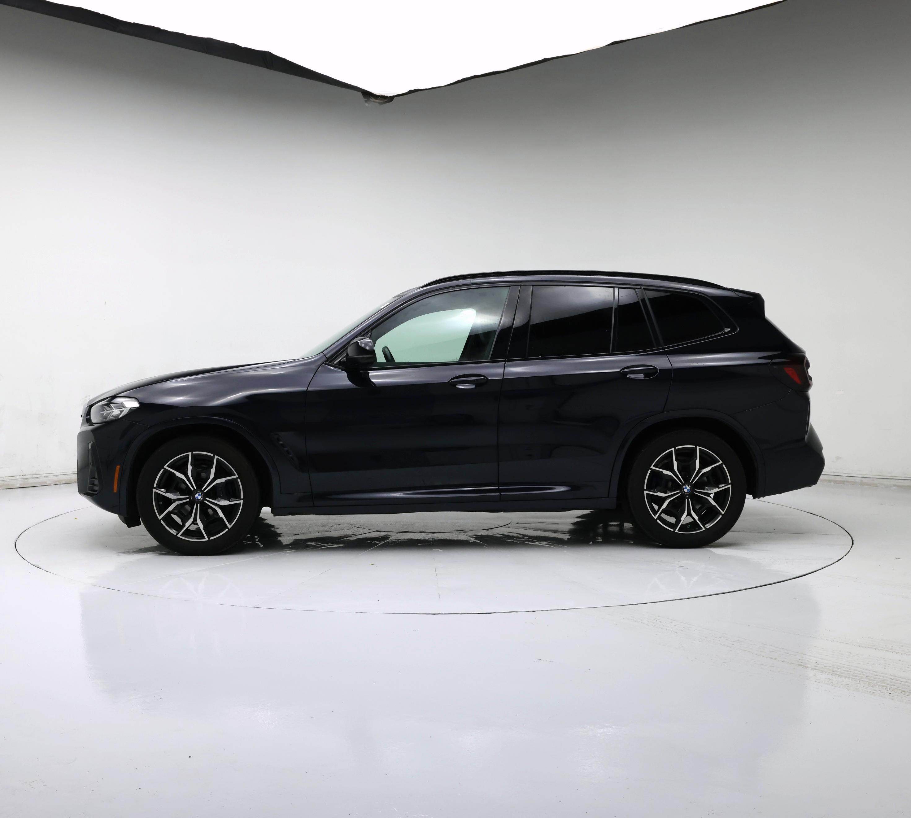 Thumbnail: 2022 BMW X3 - 3