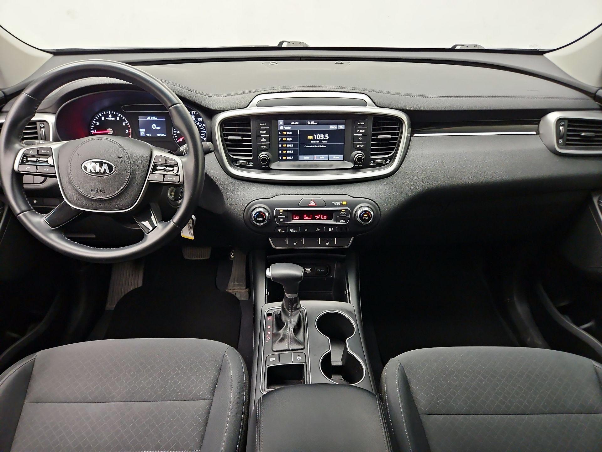 Thumbnail: 2020 Kia Sorento - 9