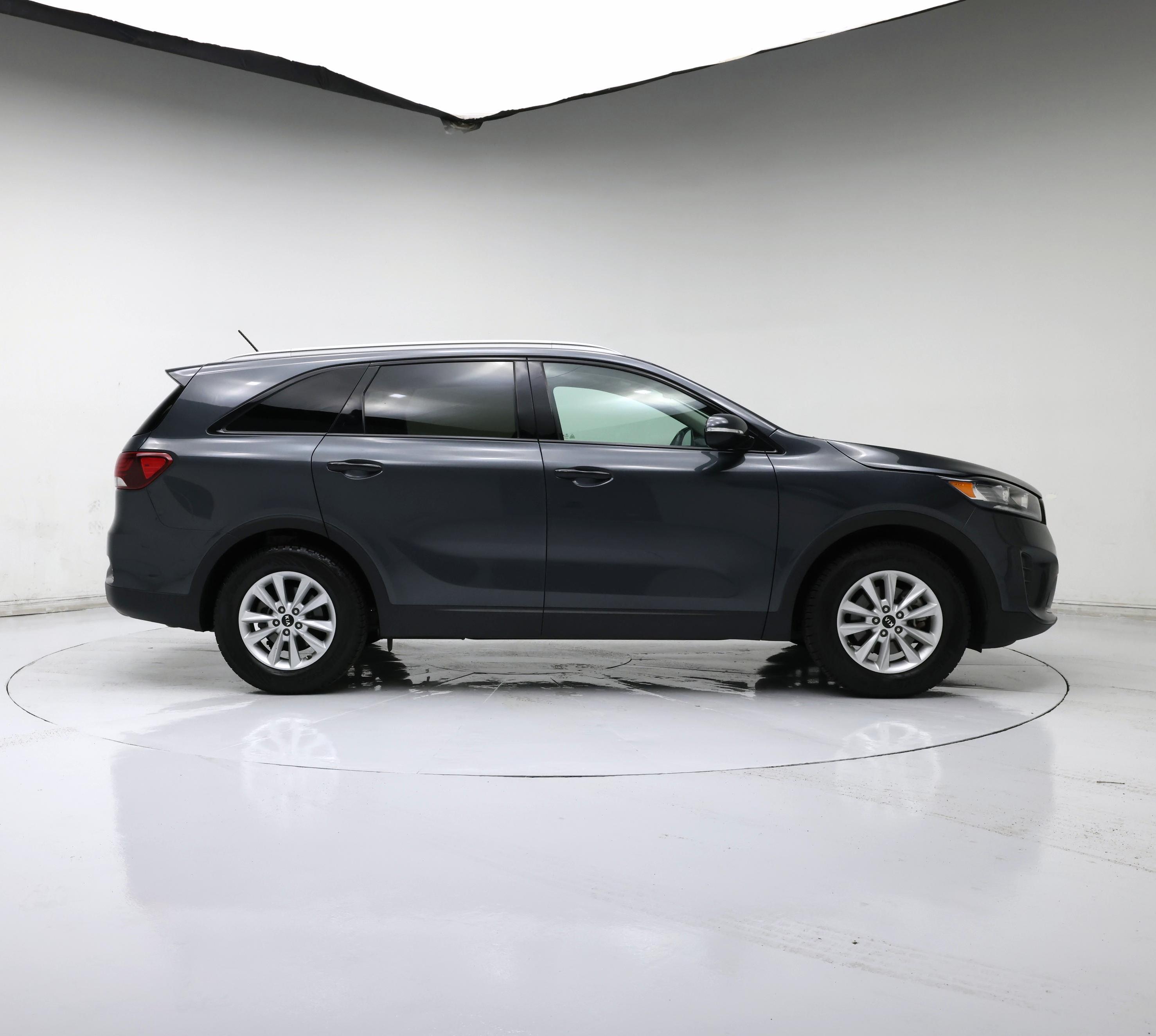 Thumbnail: 2020 Kia Sorento - 7
