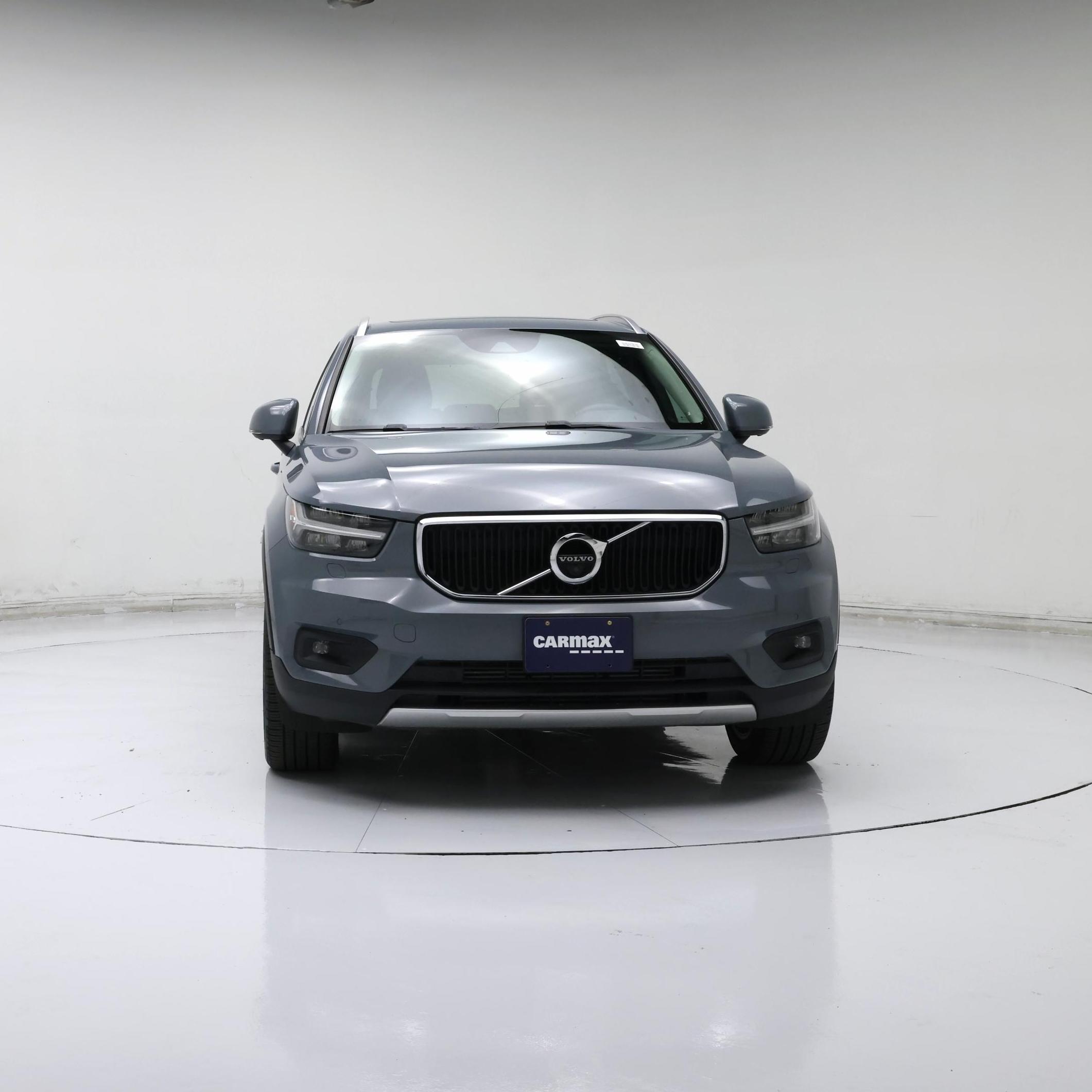 Thumbnail: 2022 Volvo XC40 - 5