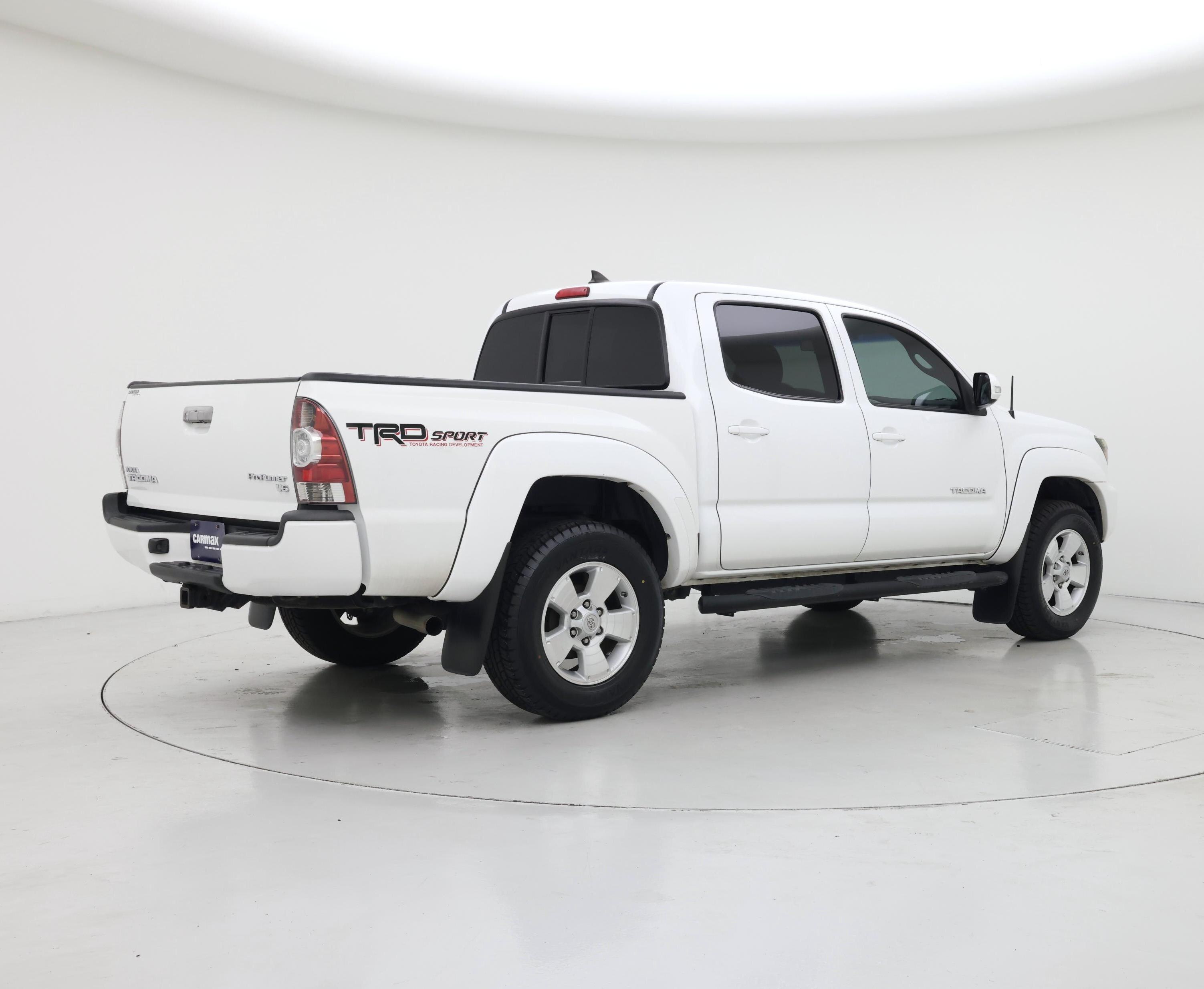 Thumbnail: 2014 Toyota Tacoma - 8