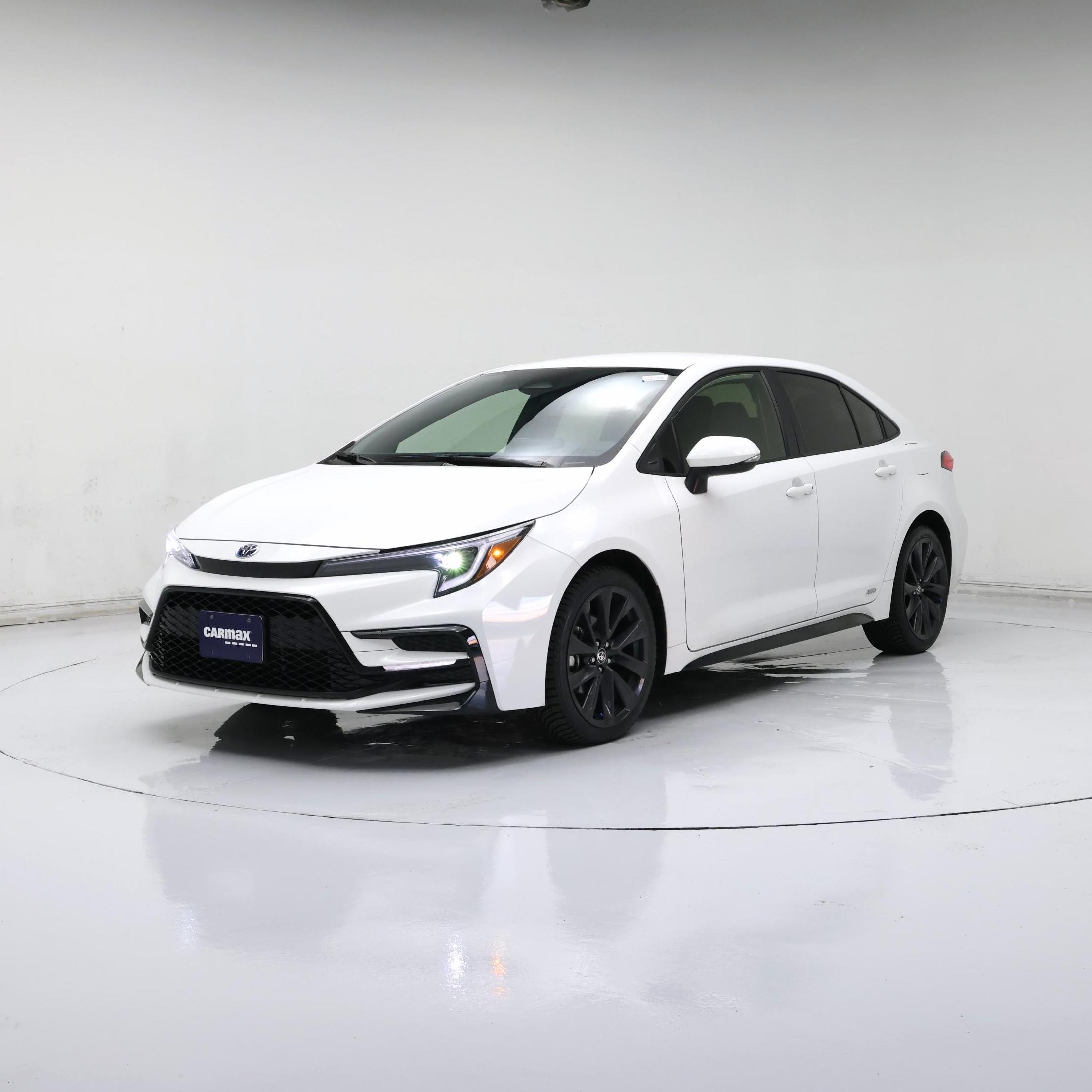 Thumbnail: 2024 Toyota Corolla - 4