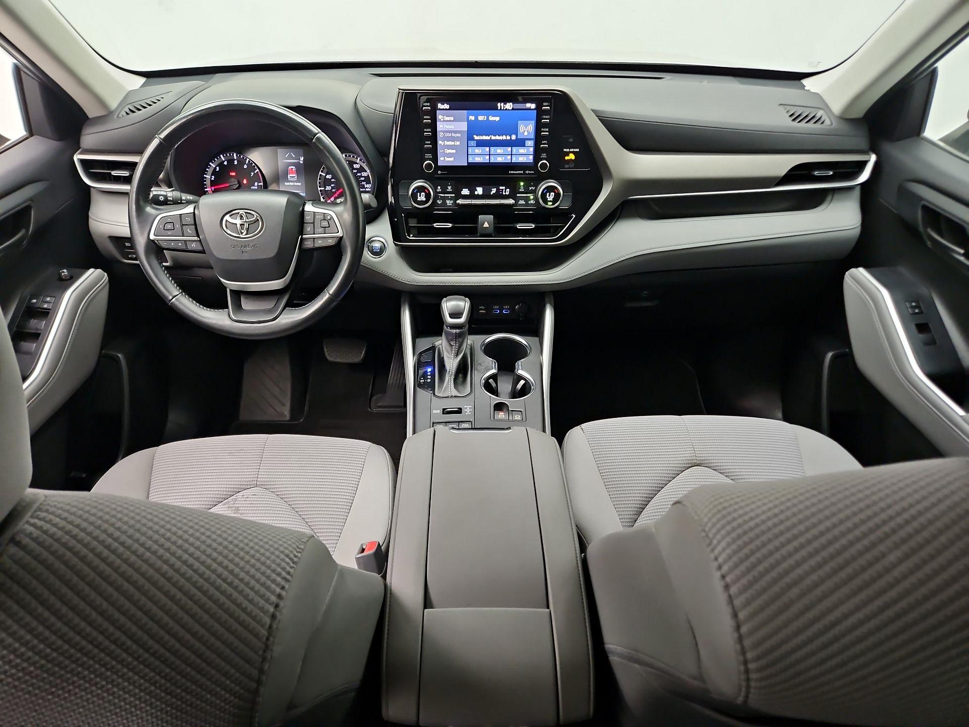 Thumbnail: 2022 Toyota Highlander - 9