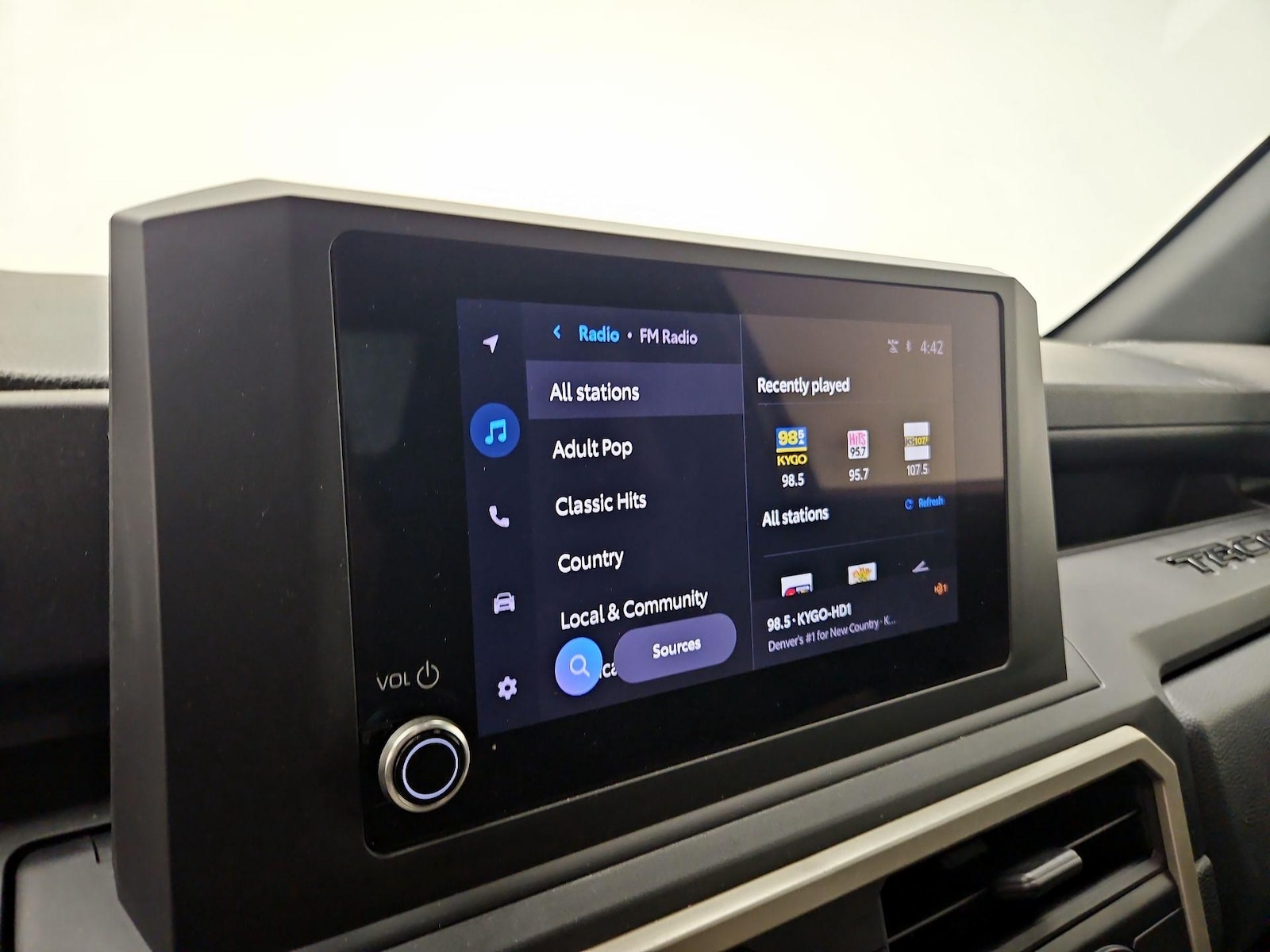 2025 Toyota Tacoma SR - Photo 17