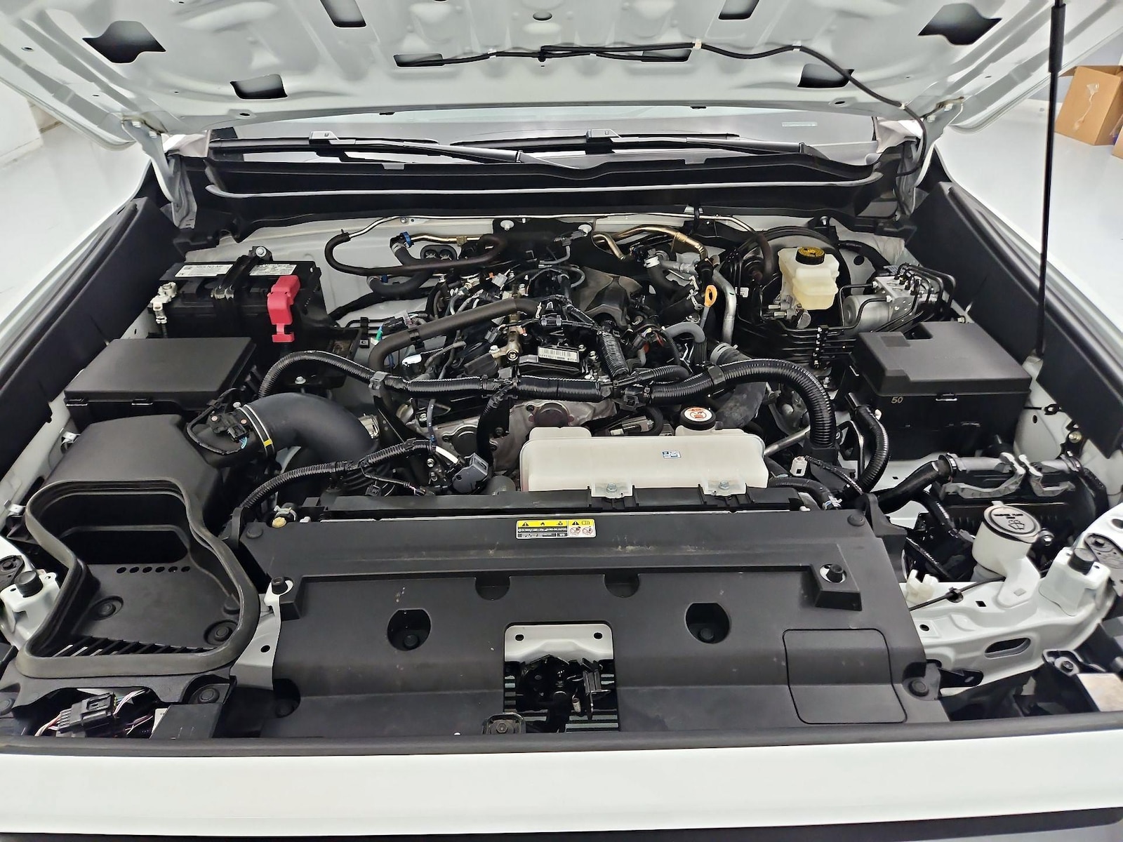 2025 Toyota Tacoma SR - Photo 23