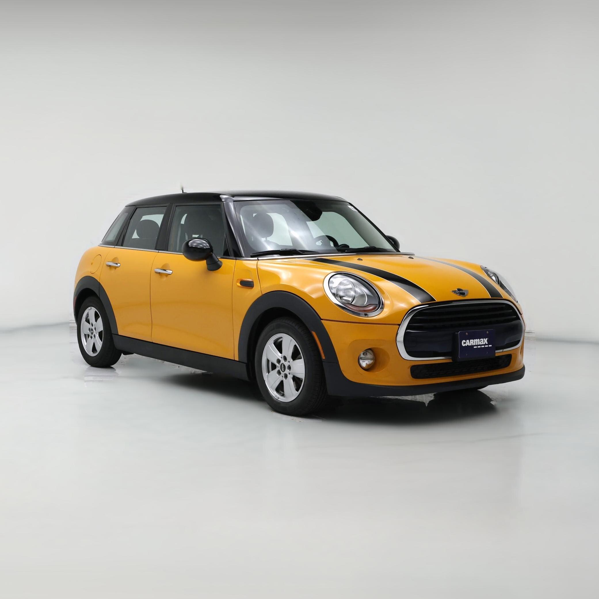 Thumbnail: 2017 MINI Cooper Hardtop - 1