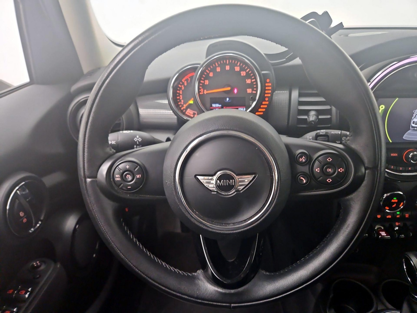2017 MINI Cooper Base - Photo 11