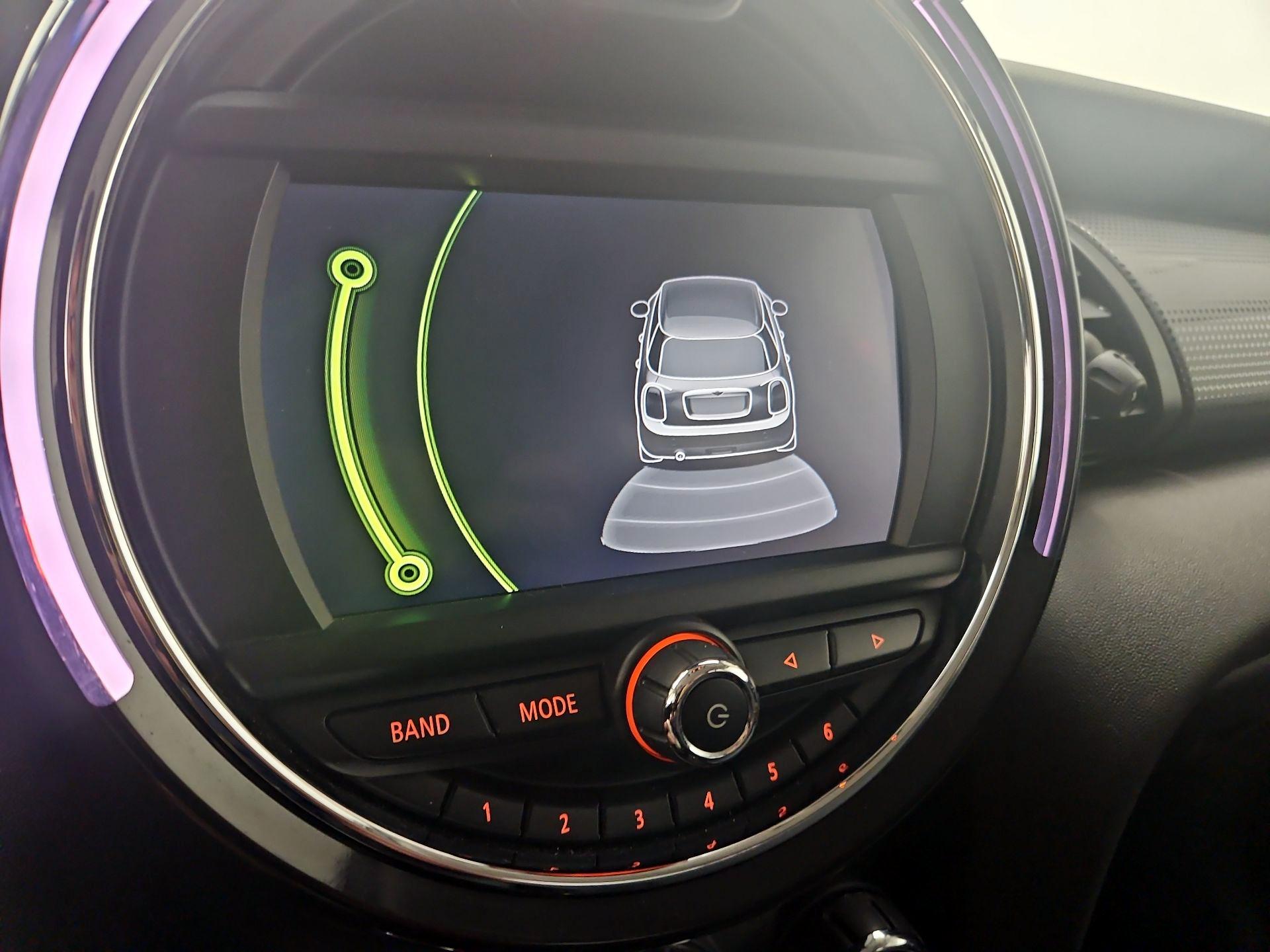 Thumbnail: 2017 MINI Cooper Hardtop - 14