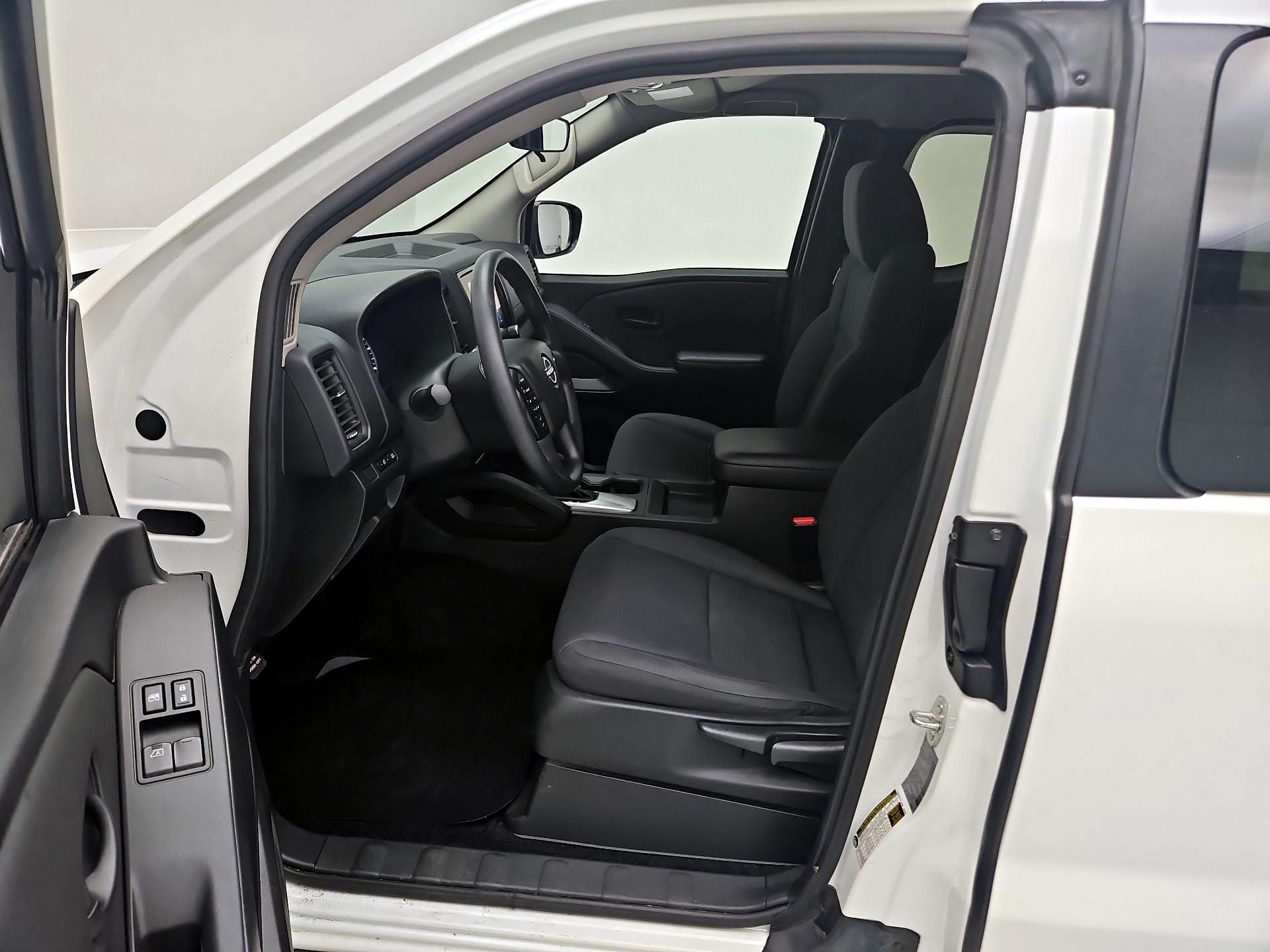 Thumbnail: 2024 Nissan Frontier - 11
