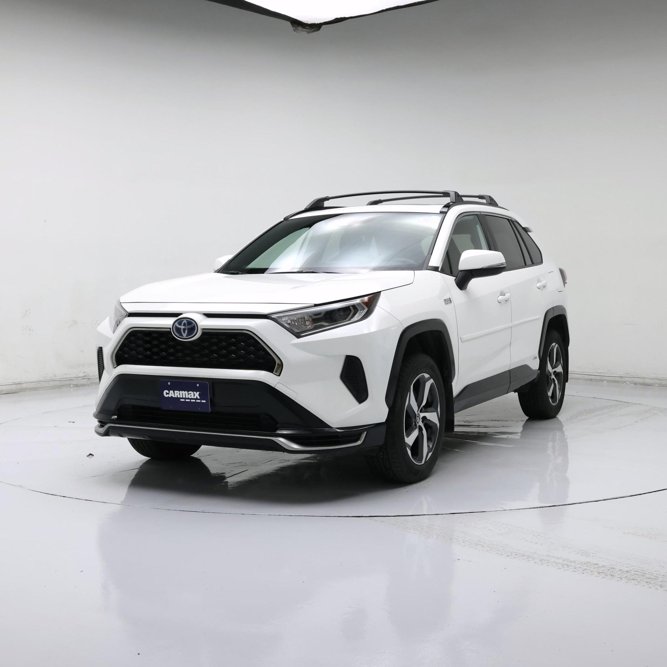 Thumbnail: 2021 Toyota RAV4 - 4