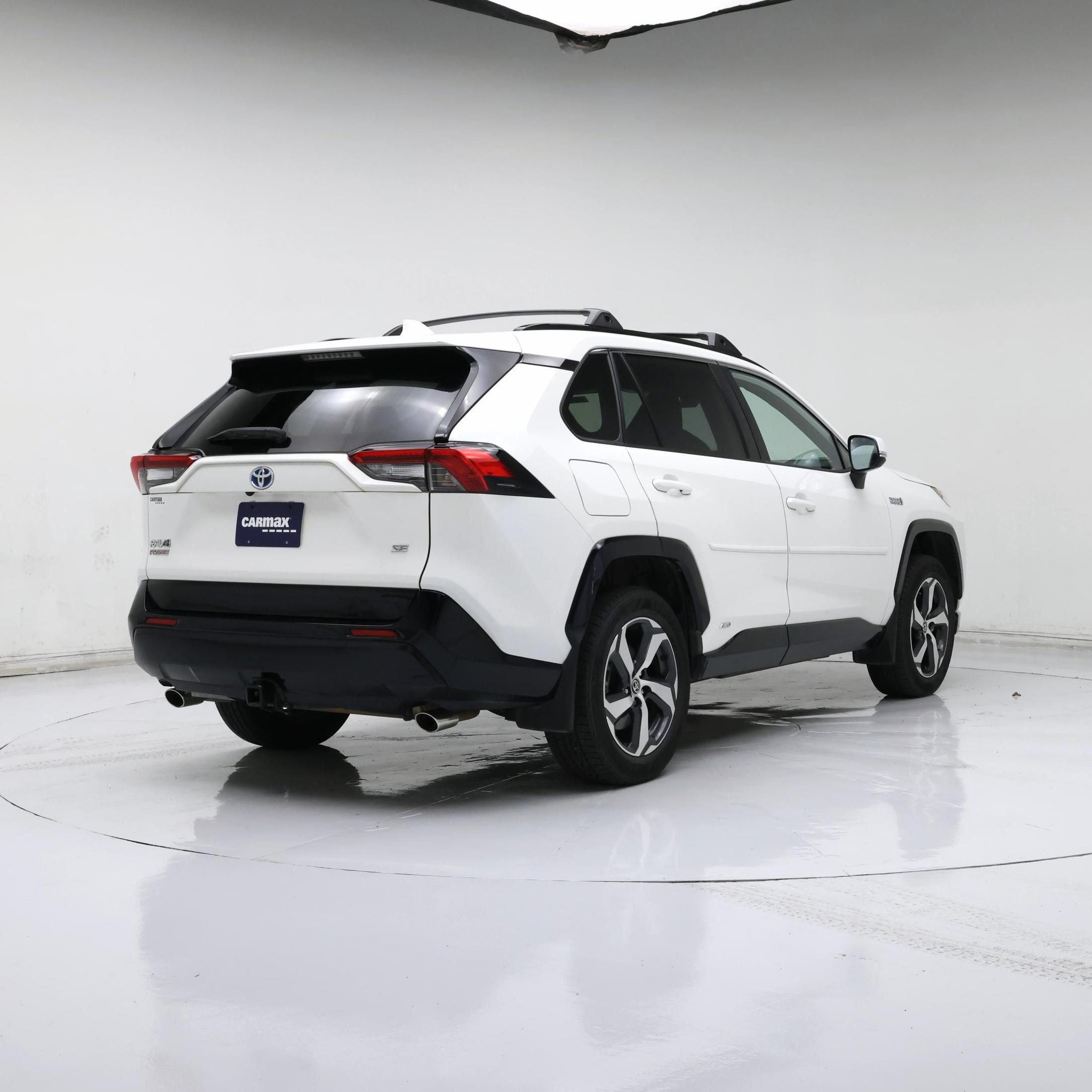 Thumbnail: 2021 Toyota RAV4 - 8