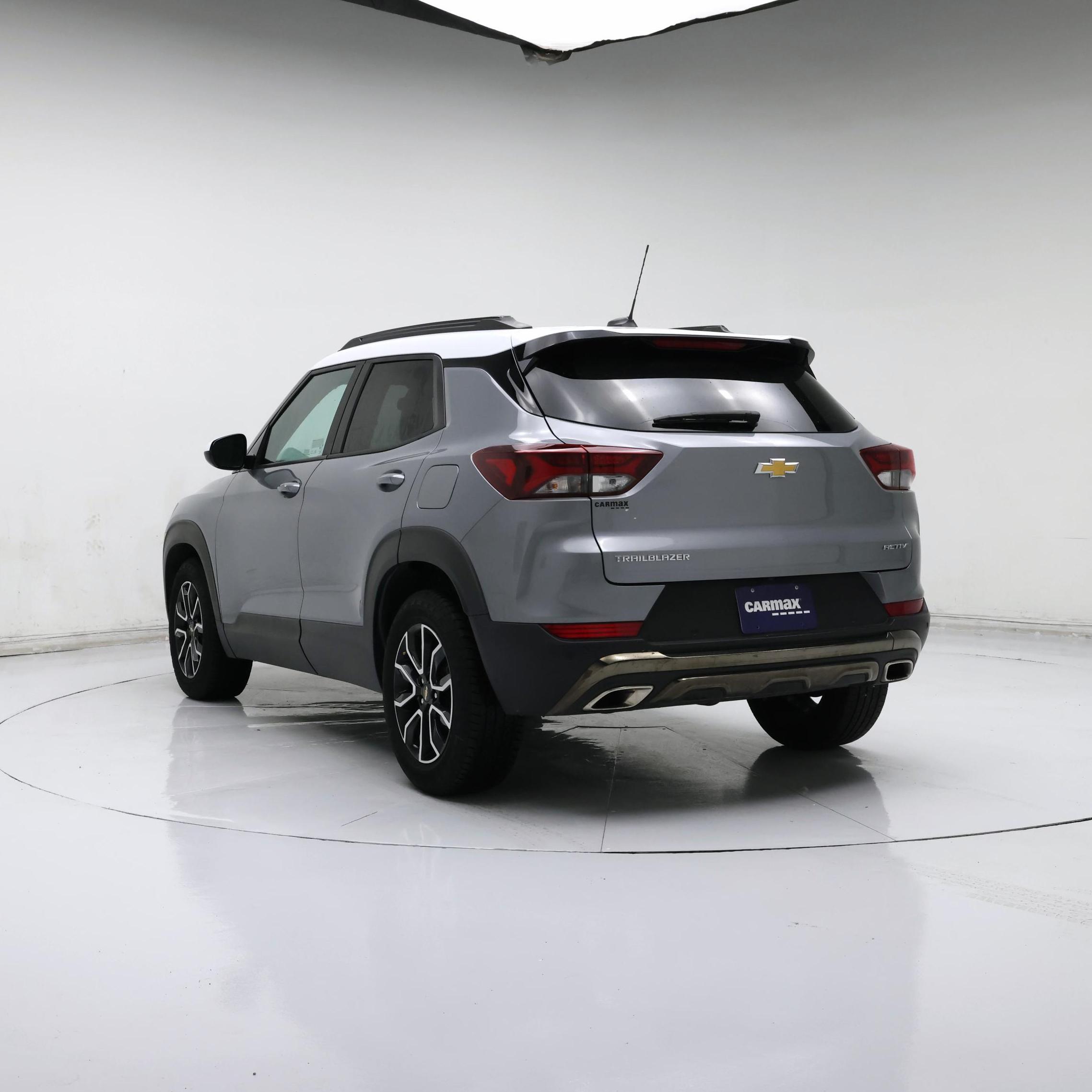 Thumbnail: 2023 Chevrolet TrailBlazer - 2
