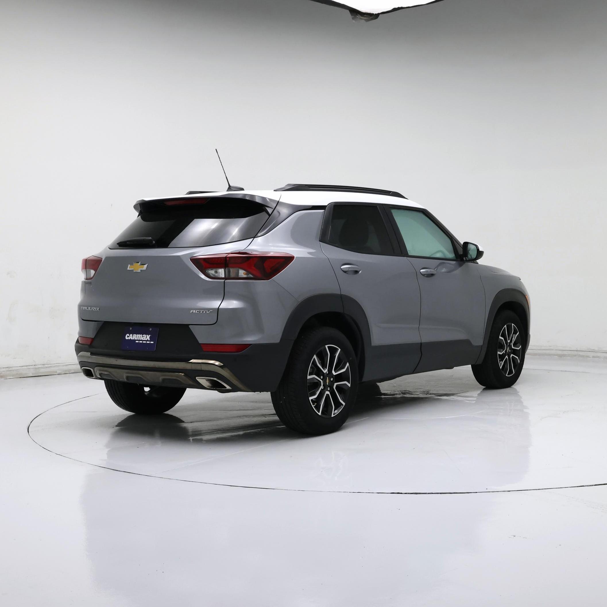 Thumbnail: 2023 Chevrolet TrailBlazer - 8