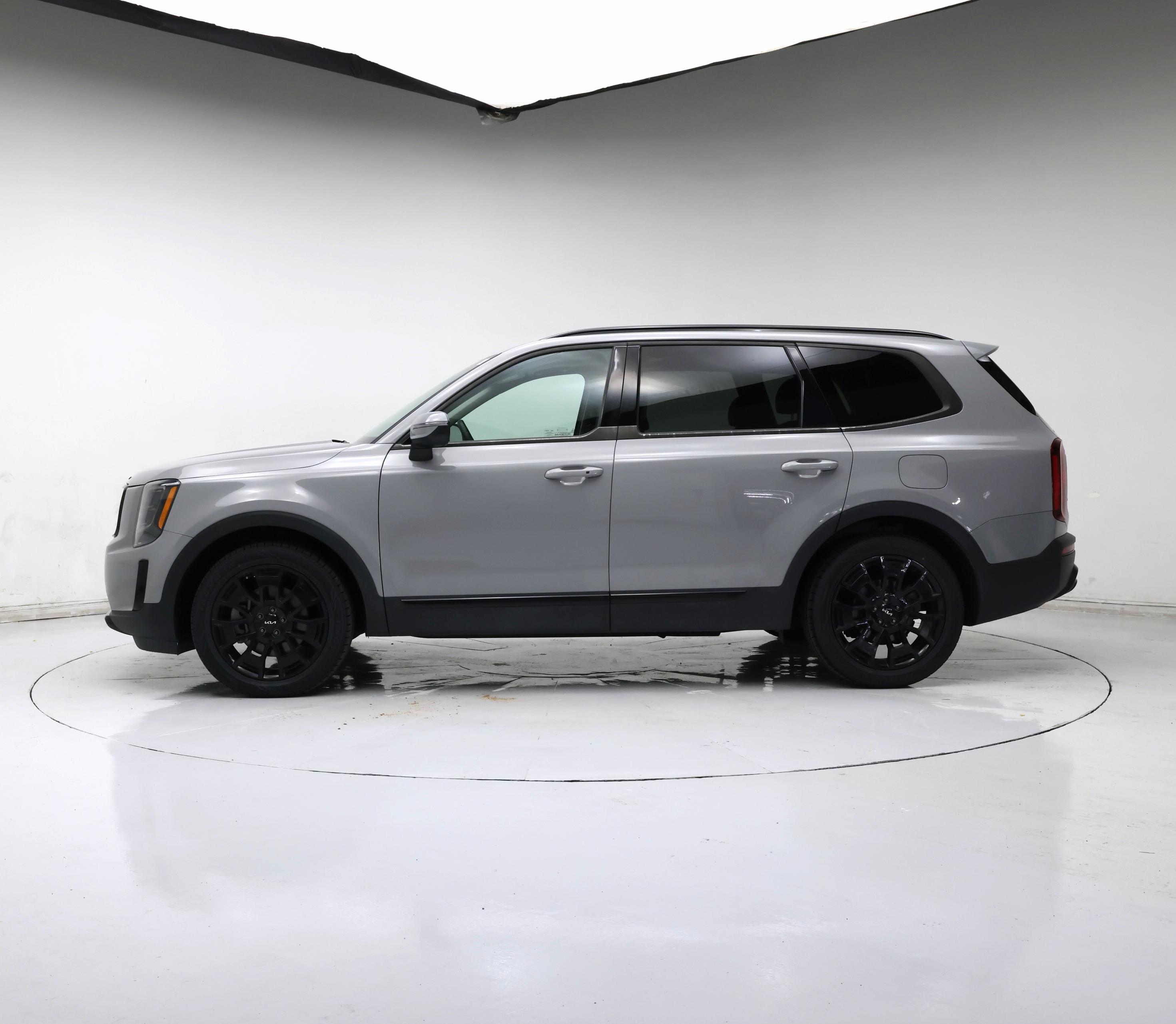 Thumbnail: 2022 Kia Telluride - 3