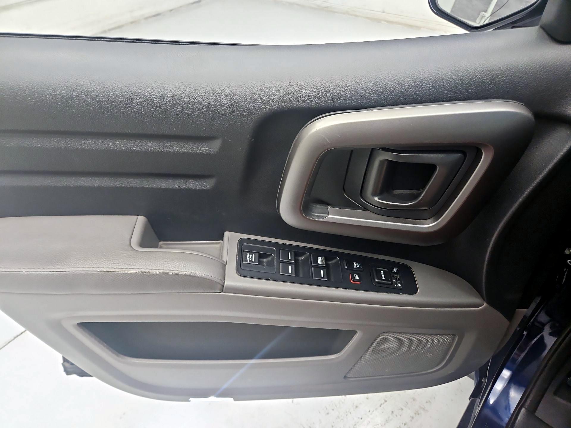 Thumbnail: 2014 Honda Ridgeline - 12