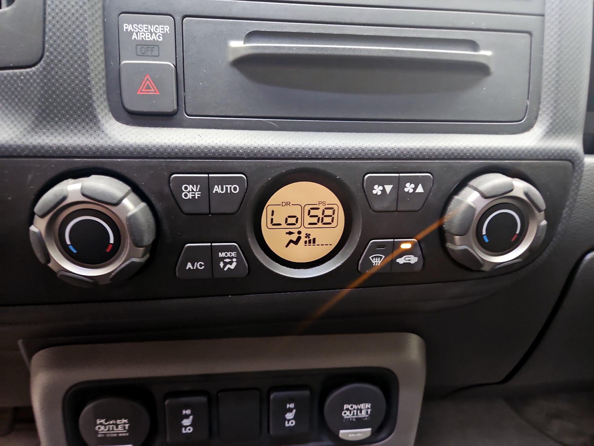 Thumbnail: 2014 Honda Ridgeline - 16