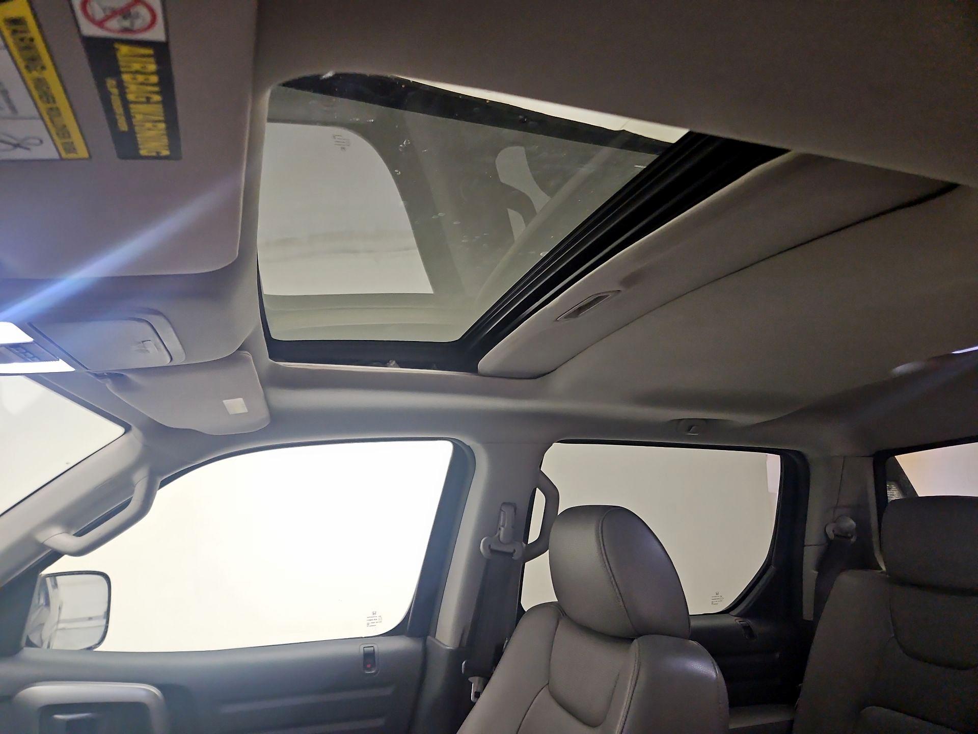 Thumbnail: 2014 Honda Ridgeline - 19