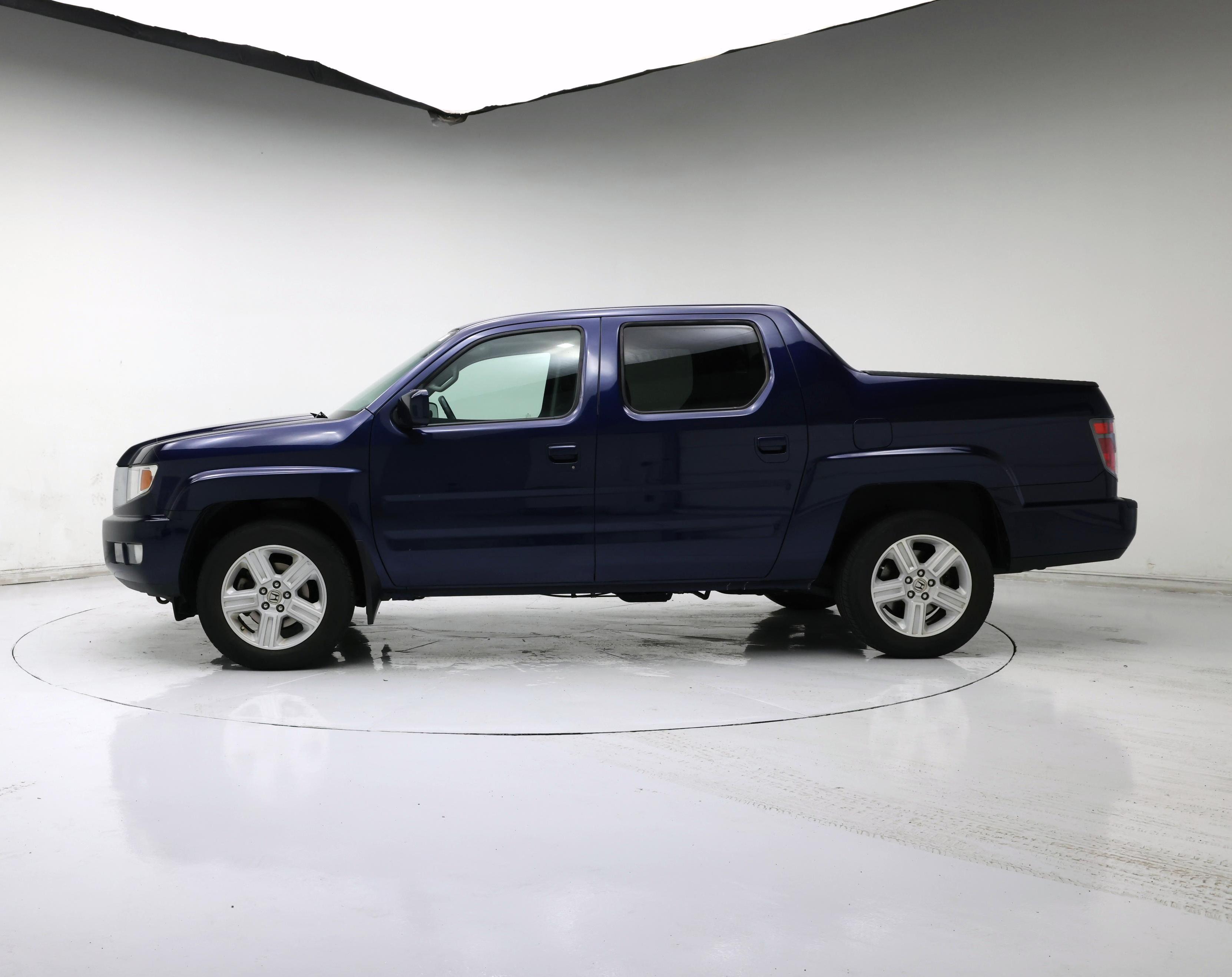 Thumbnail: 2014 Honda Ridgeline - 3