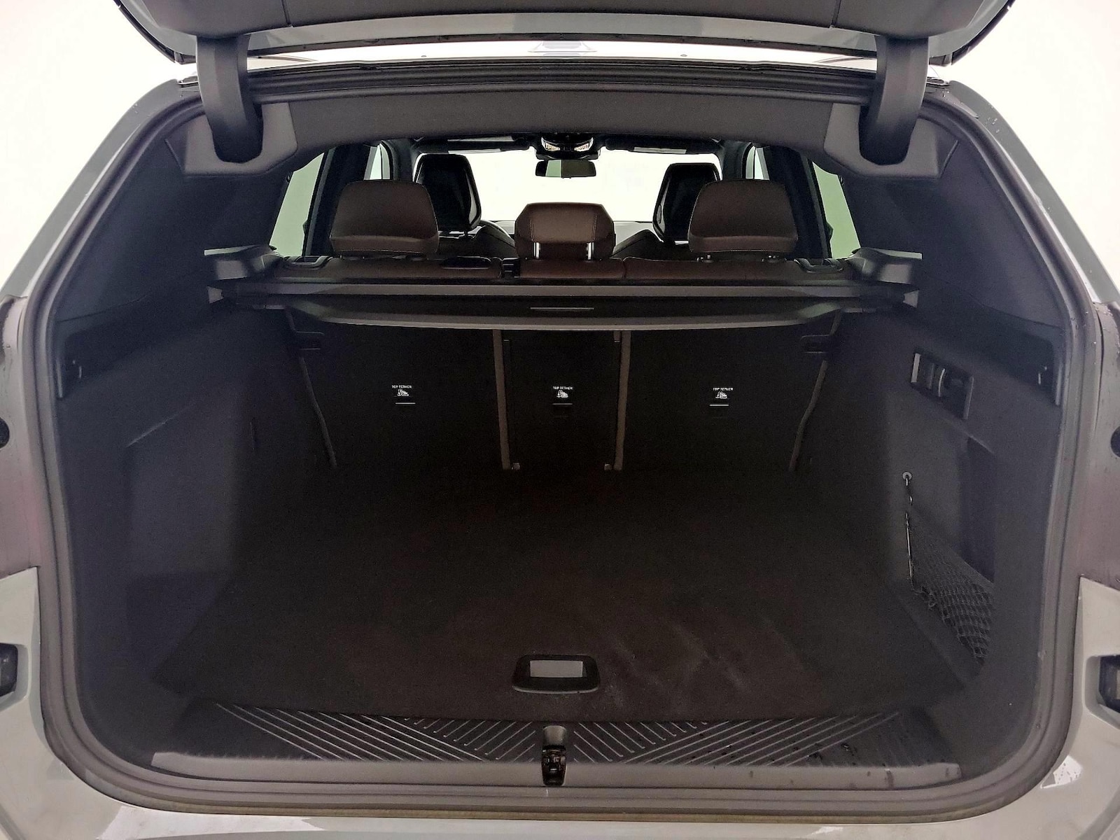 2026 BMW X3 30 - Photo 21