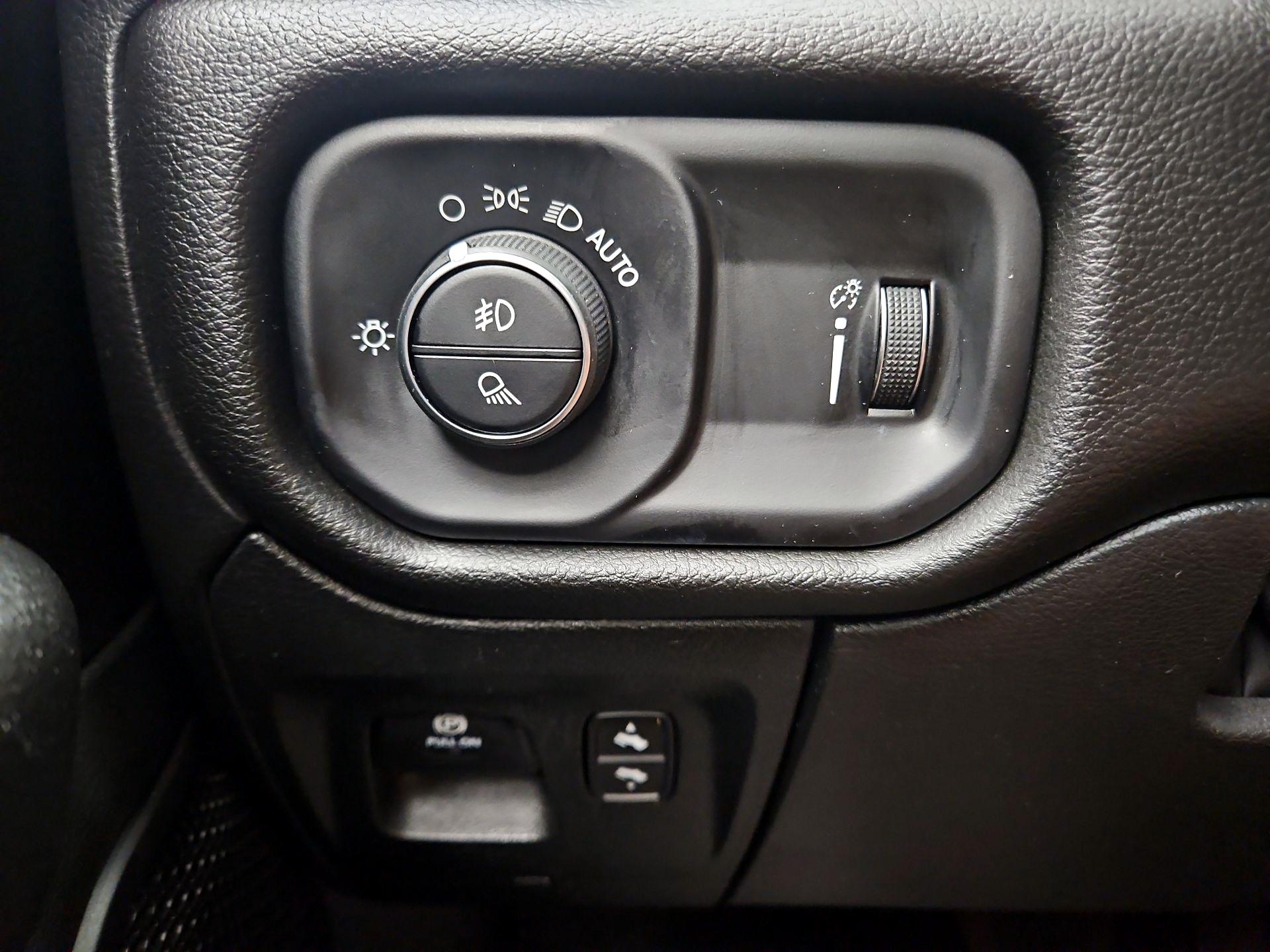 Thumbnail: 2024 RAM 1500 - 13