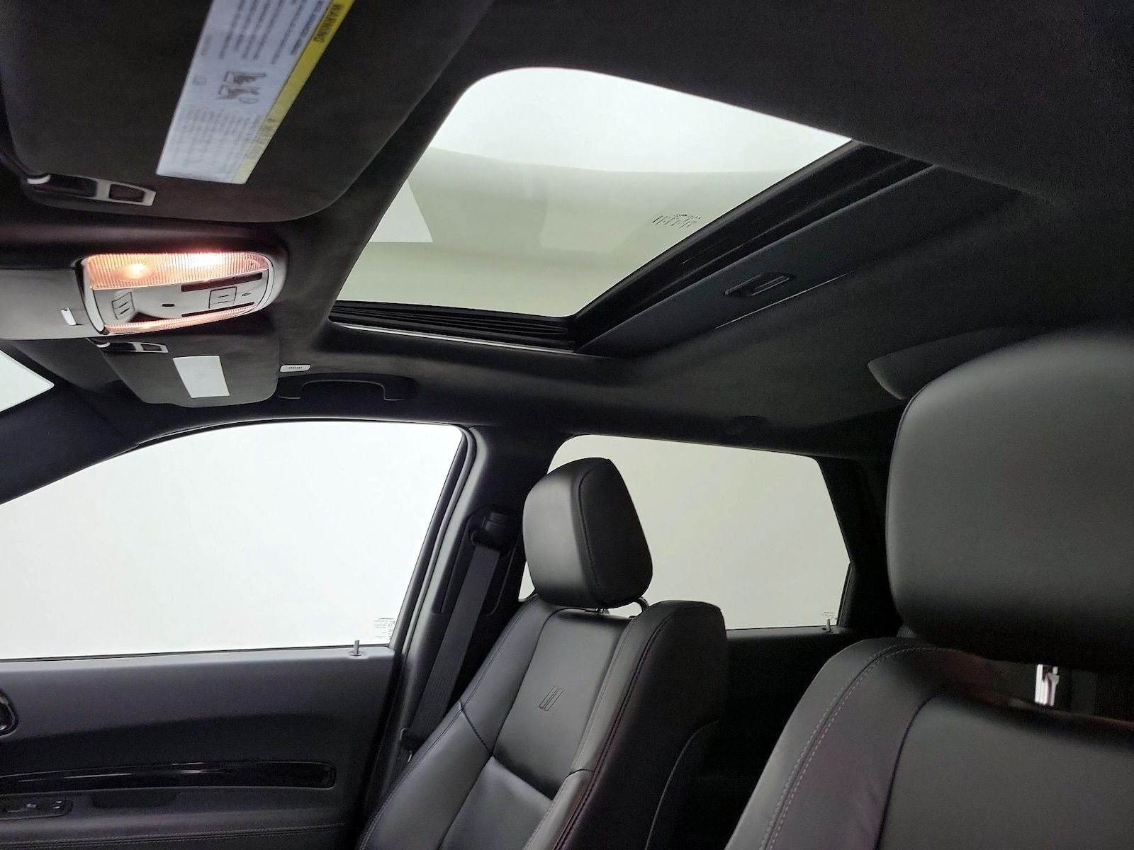 Sunroof(s) & Overhead Airbags