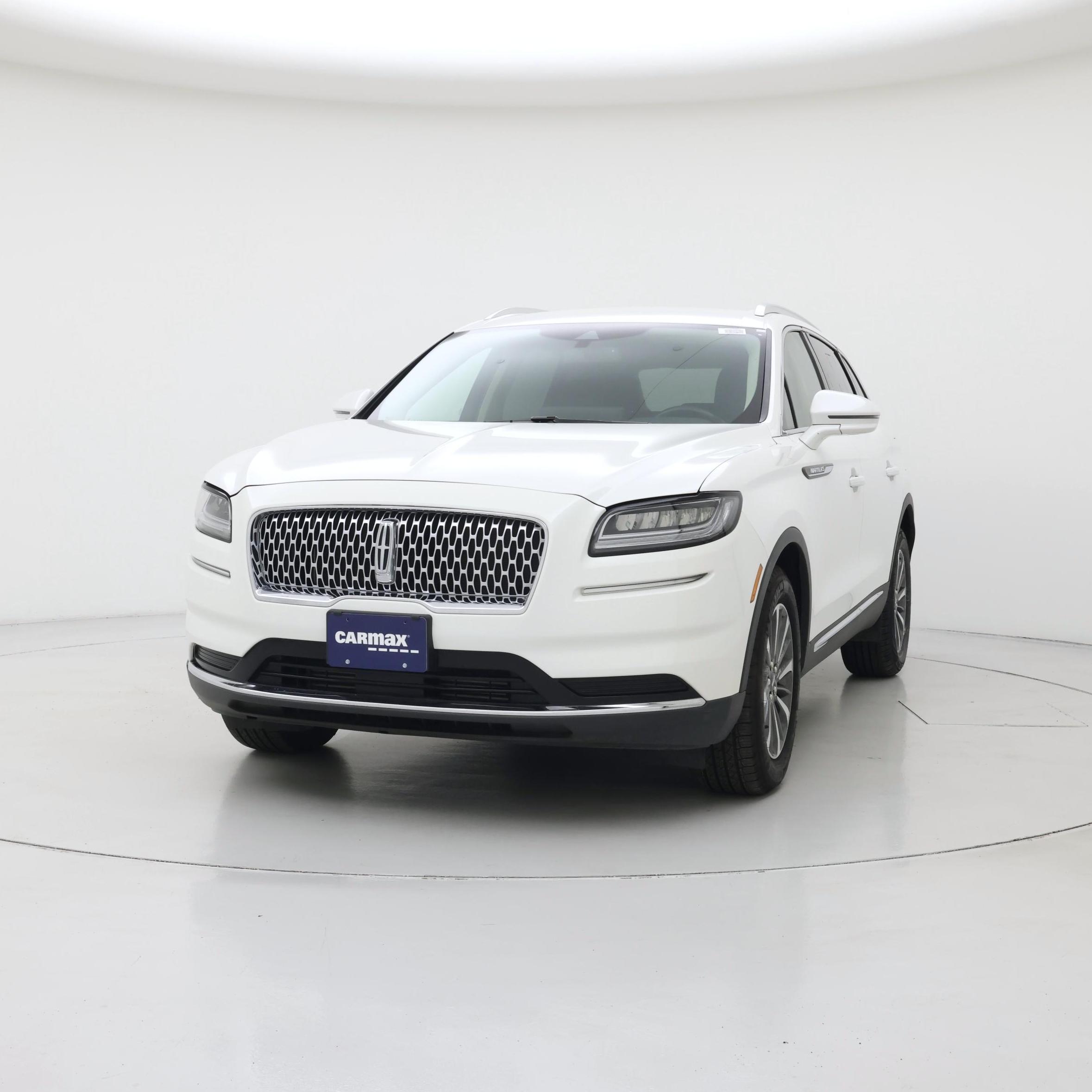 Thumbnail: 2023 Lincoln Nautilus - 4