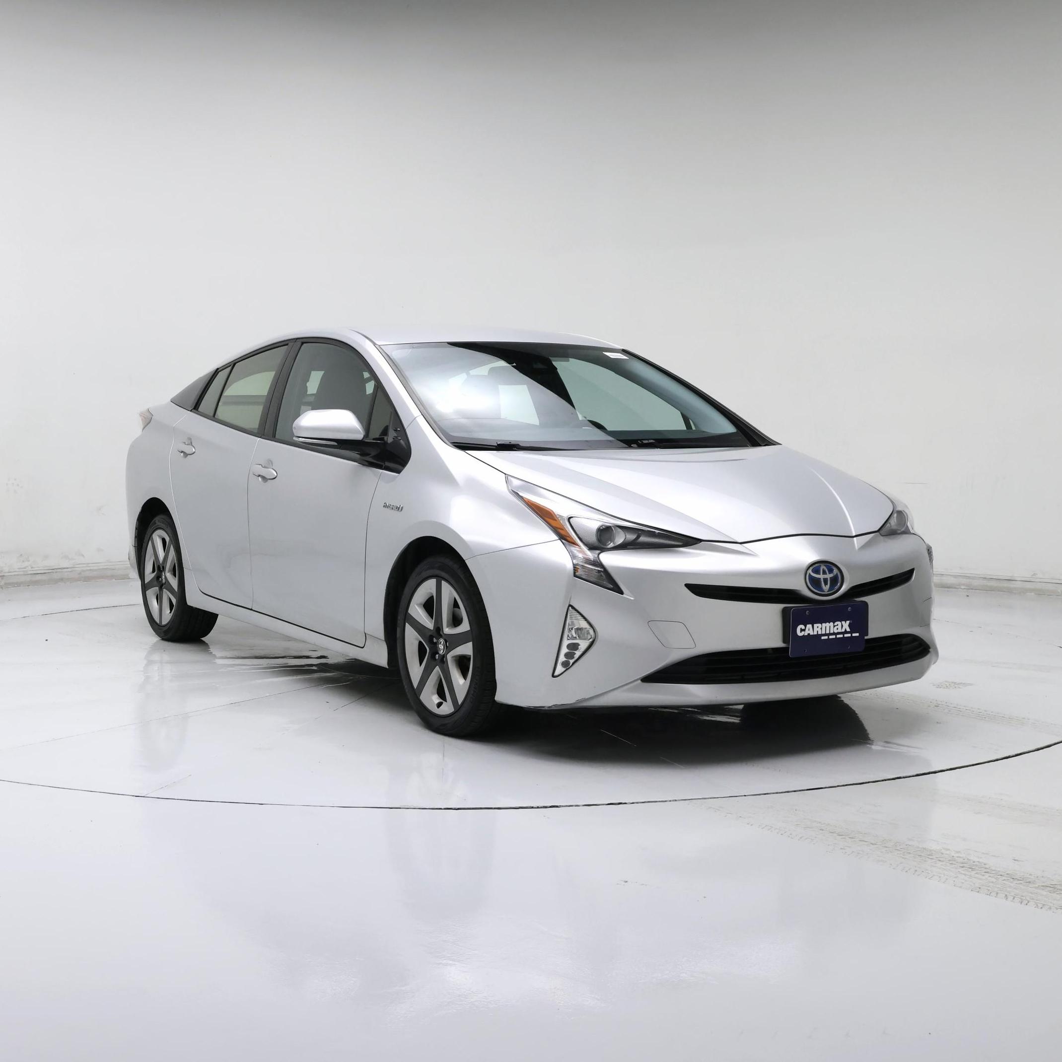 Silver 2016 Toyota Prius Hatchback Front-Wheel Drive Automatic