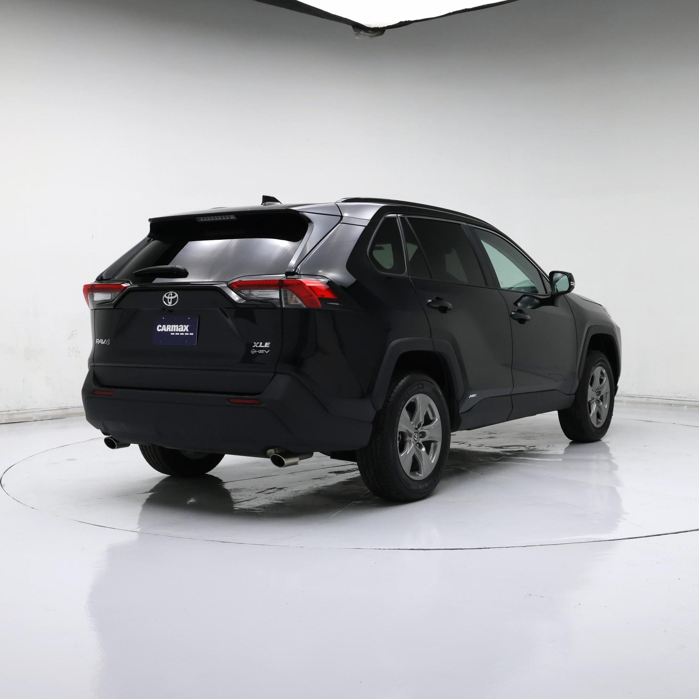 Thumbnail: 2025 Toyota RAV4 - 8