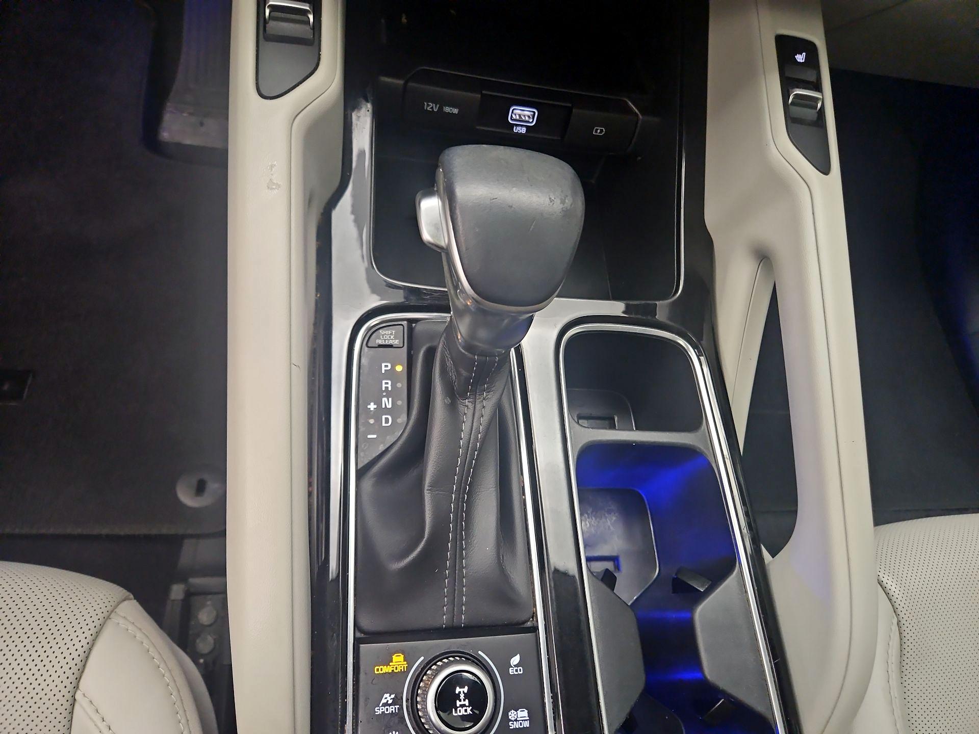 Thumbnail: 2020 Kia Telluride - 17