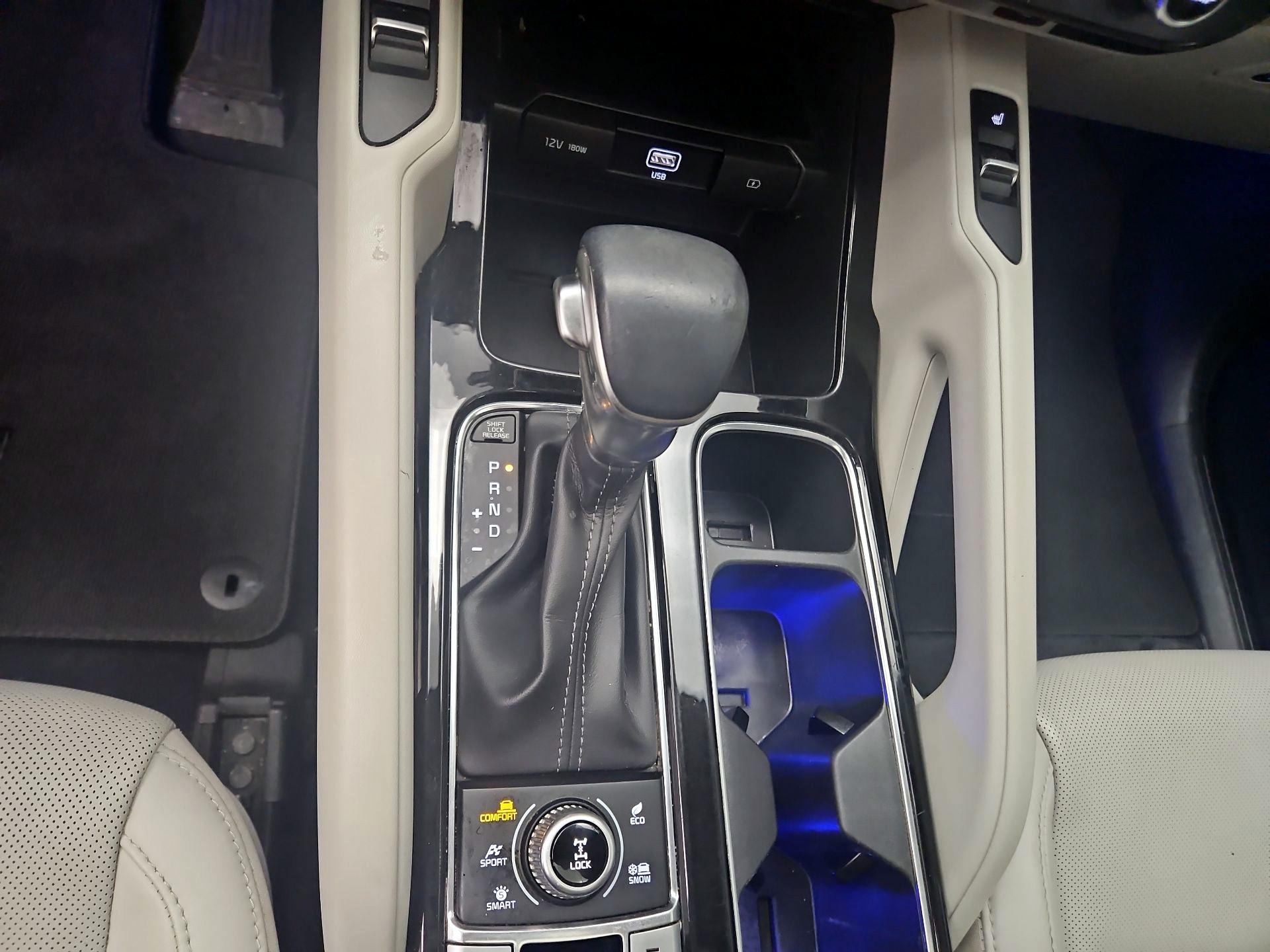 Thumbnail: 2020 Kia Telluride - 18